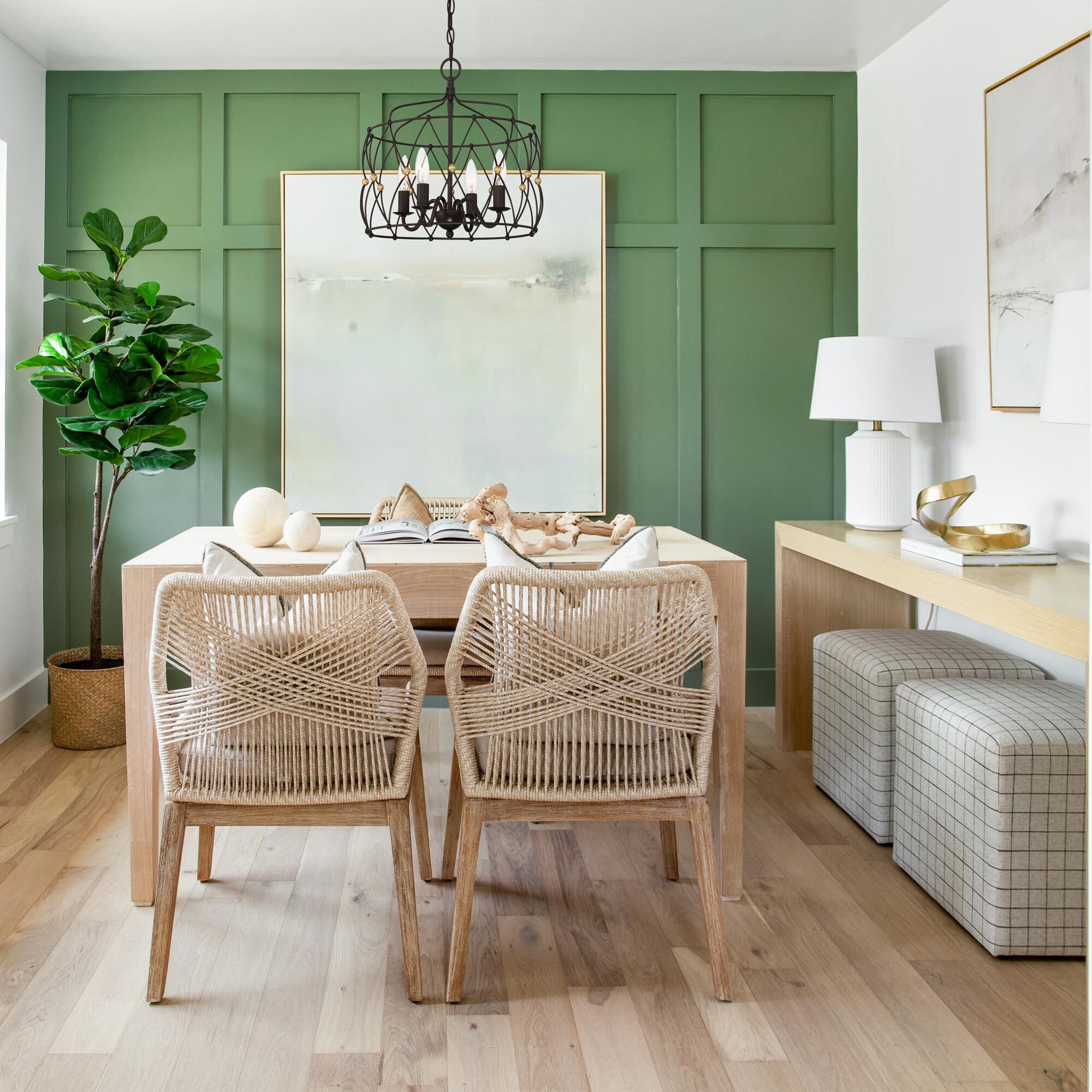 Shown in English Bronze and Antique Gold finish