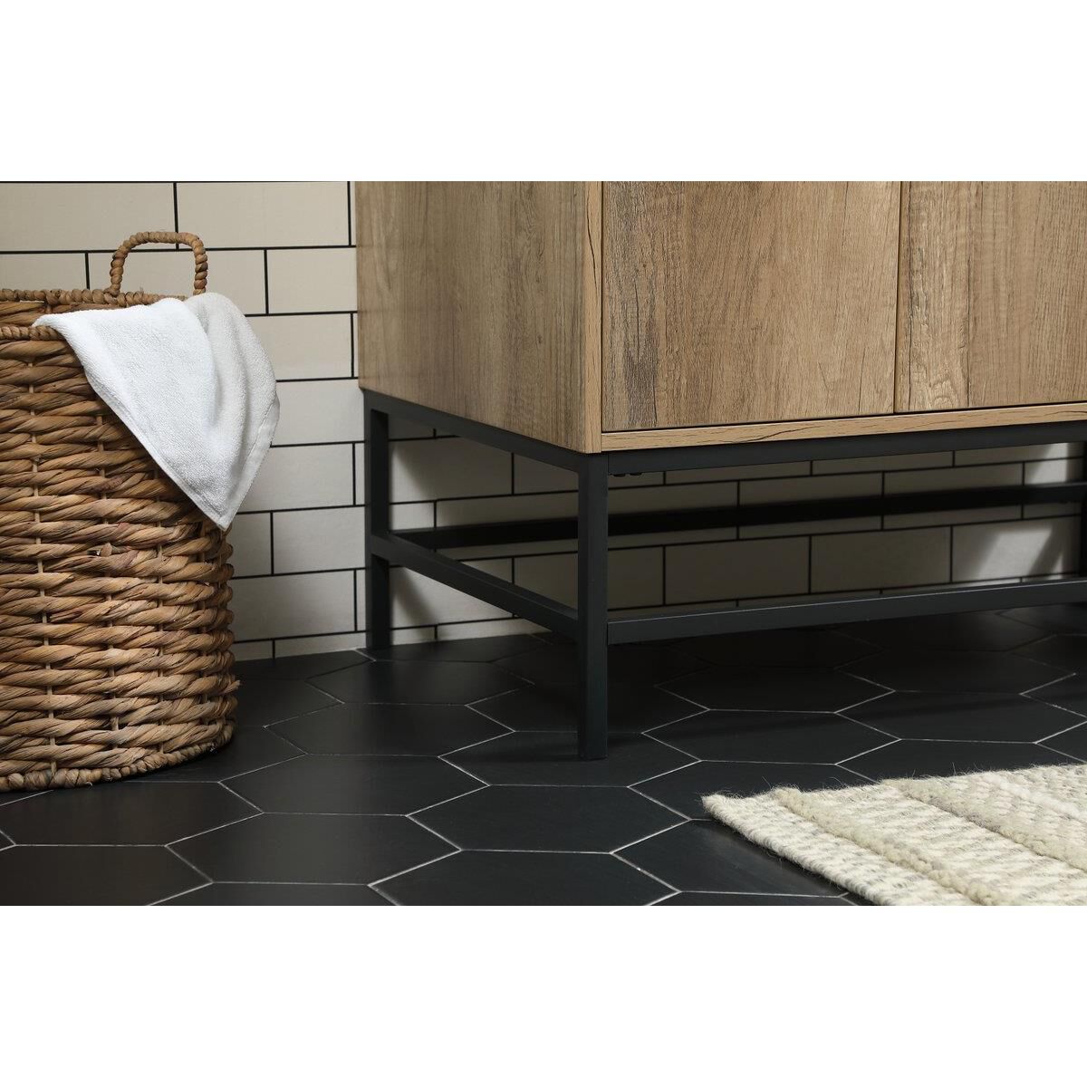 Shown in Natural Oak finish and Without Backsplash accent