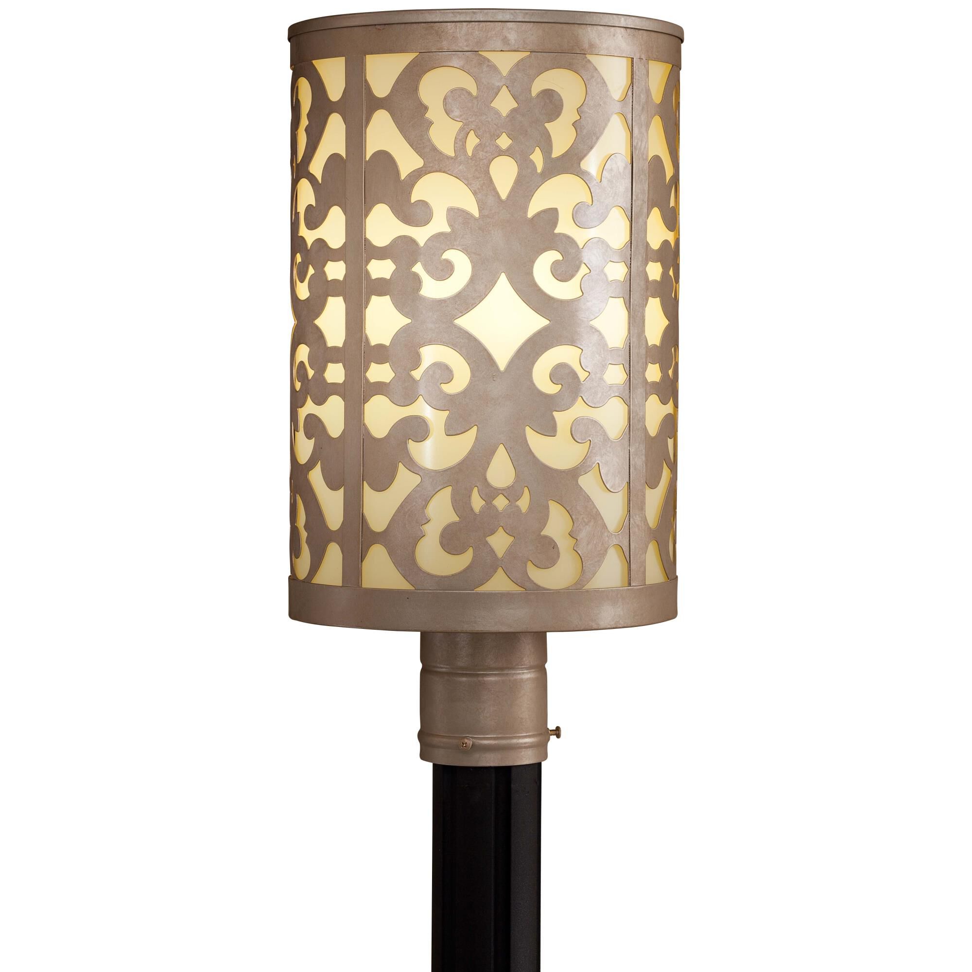 Shown in Nanti Chanpagne Silver finish and Etched Vanilla glass