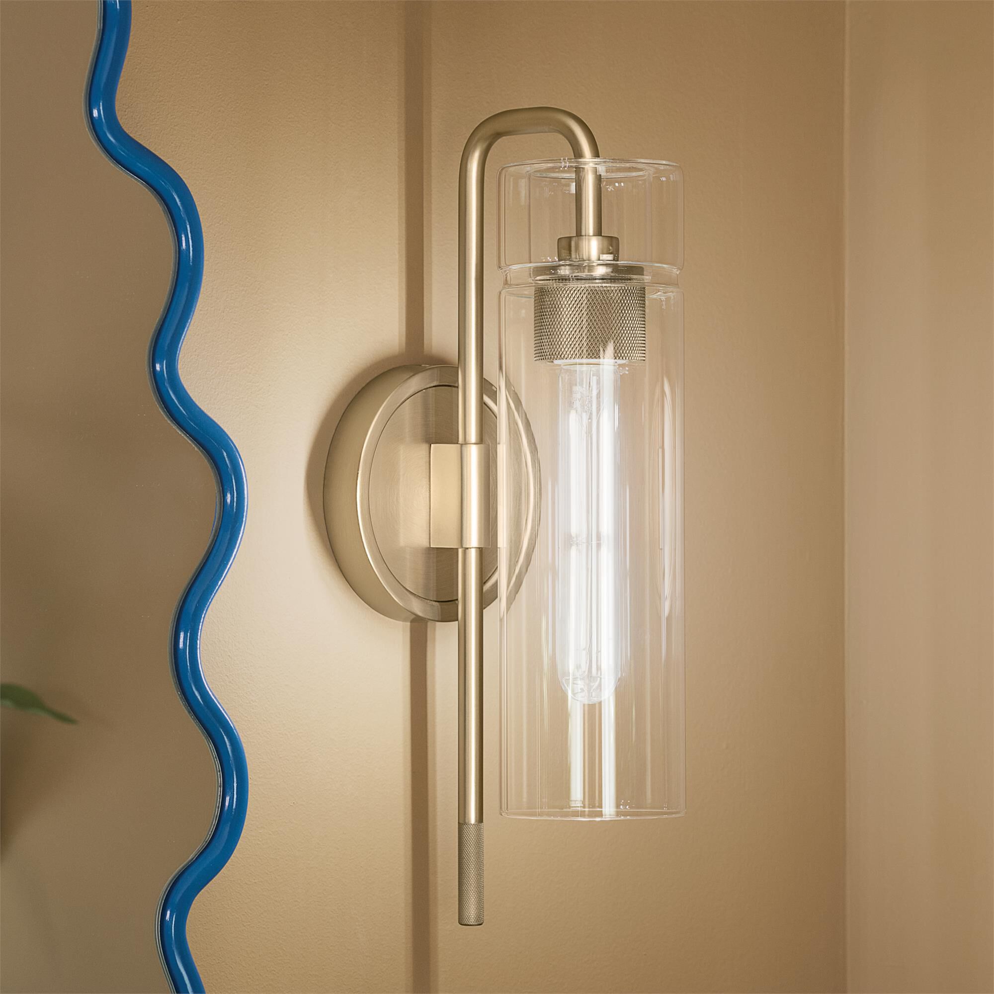 Shown in Champagne Bronze finish and Clear glass