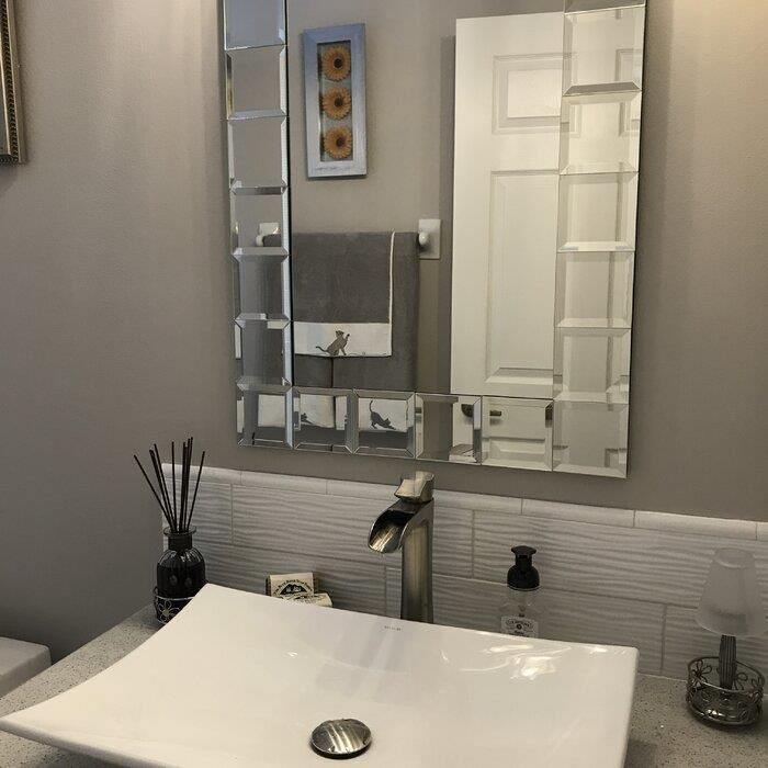 Montreal Bathroom Mirrors by Decor Wonderland