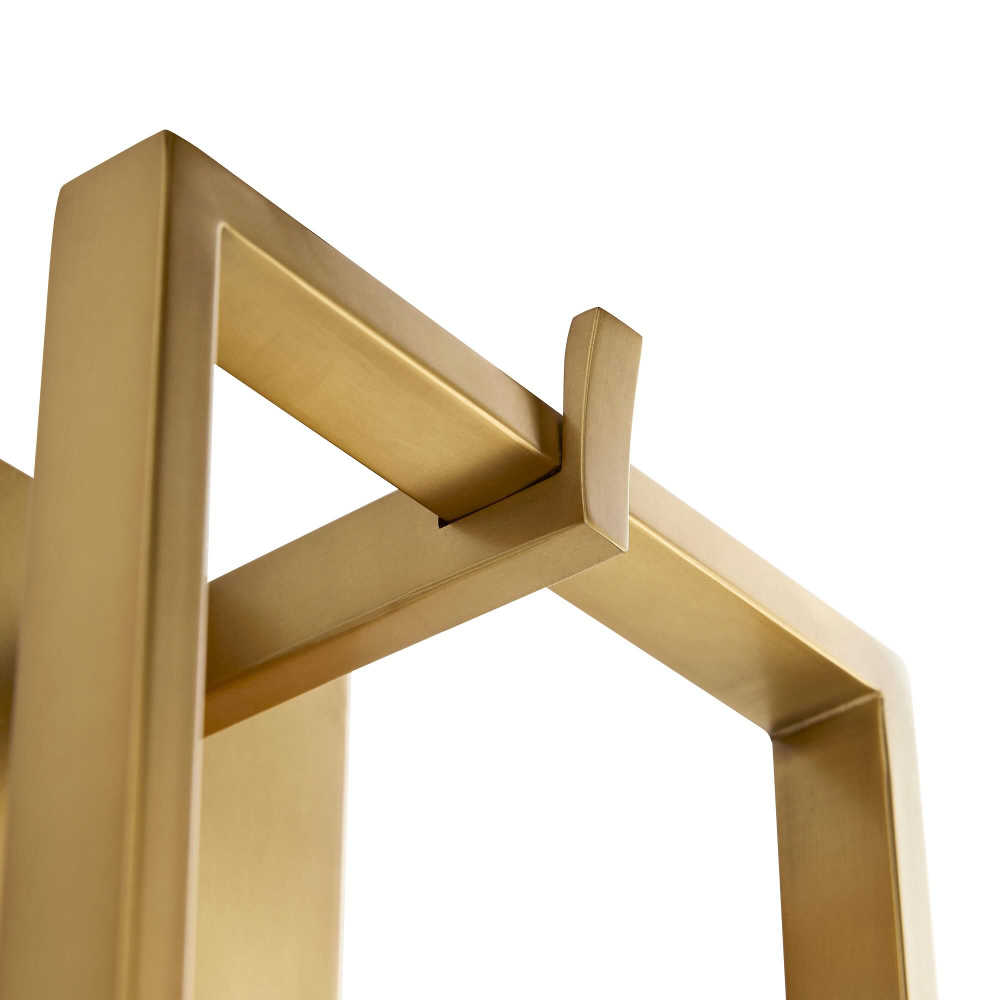 Shown in Antique Brass finish and Yes shade