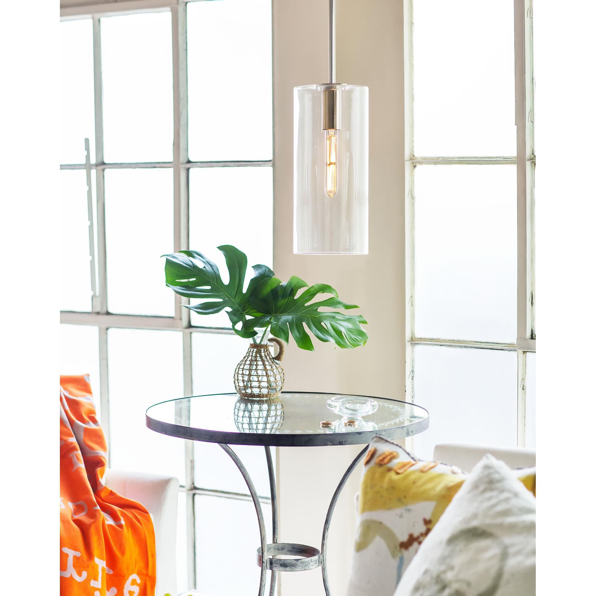 Shown in Polished Nickel finish and Clear glass