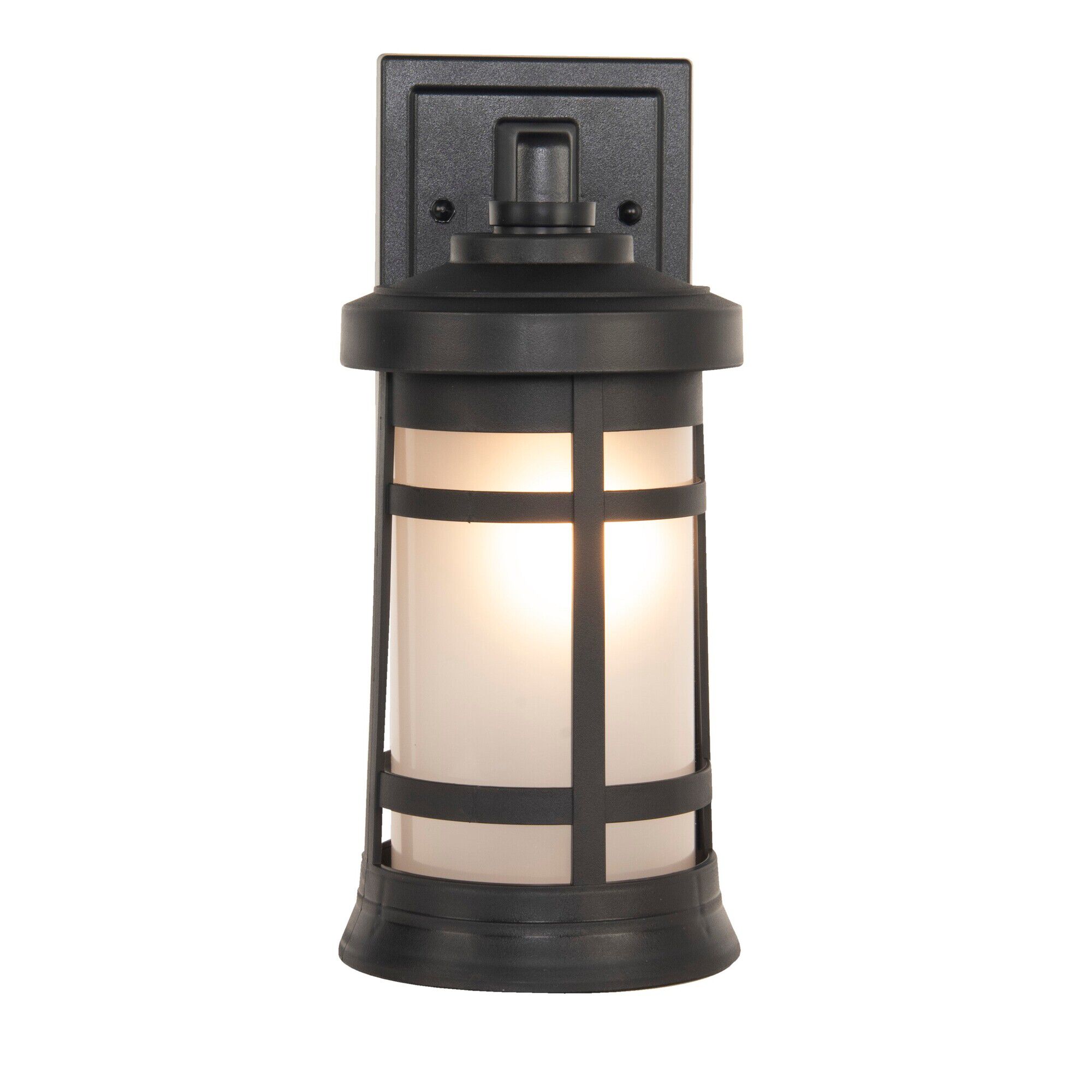 Shown in Textured Matte Black finish and Frosted Polycarbonate shade
