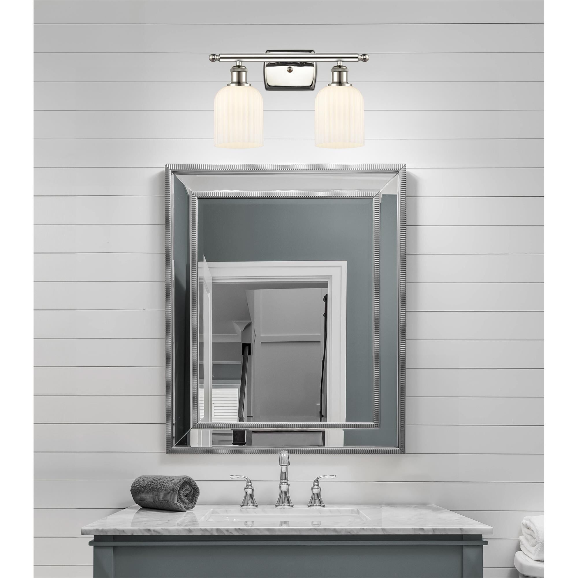 Shown in Polished Nickel finish and Gloss White glass