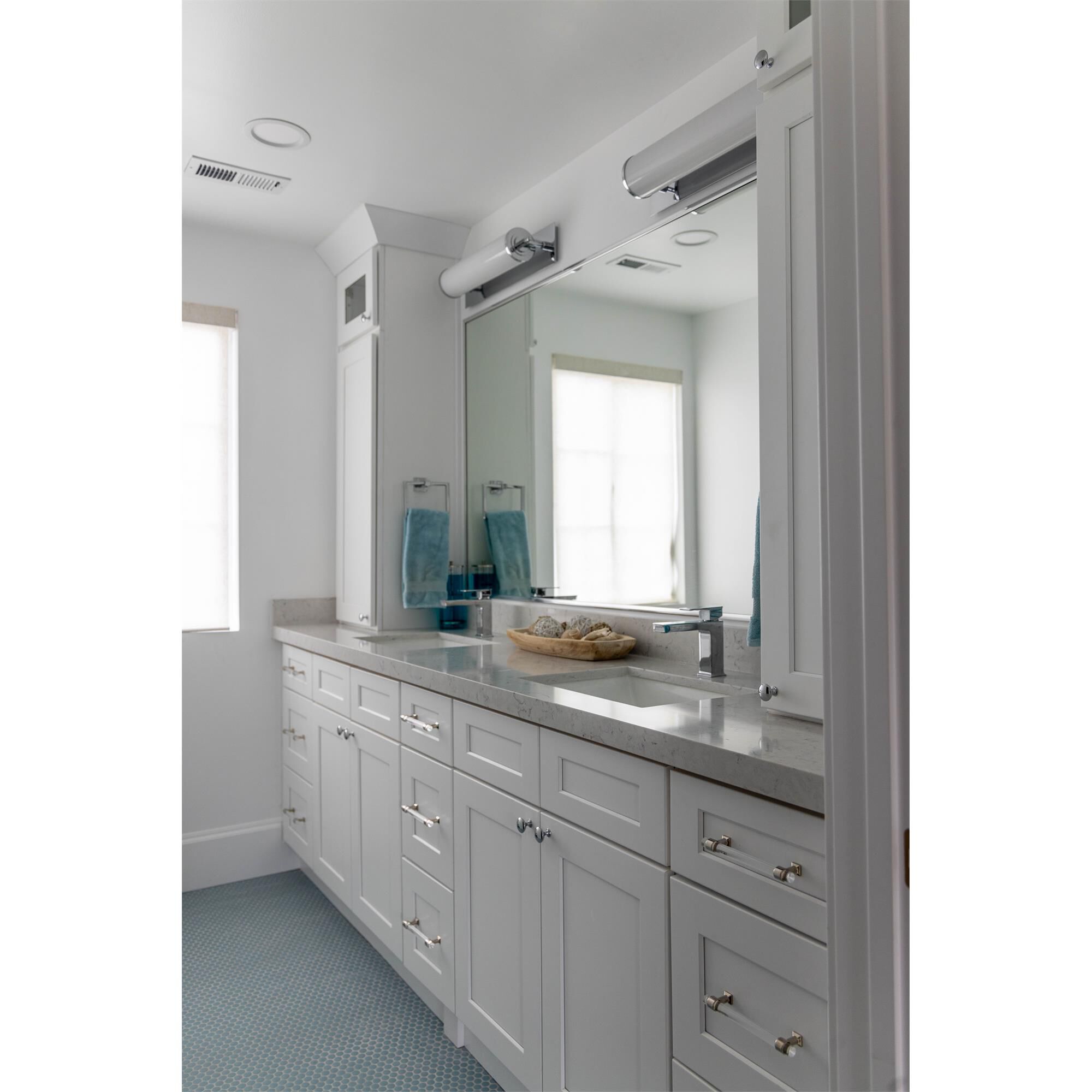Shown in Polished Chrome finish and White Glass glass and White shade