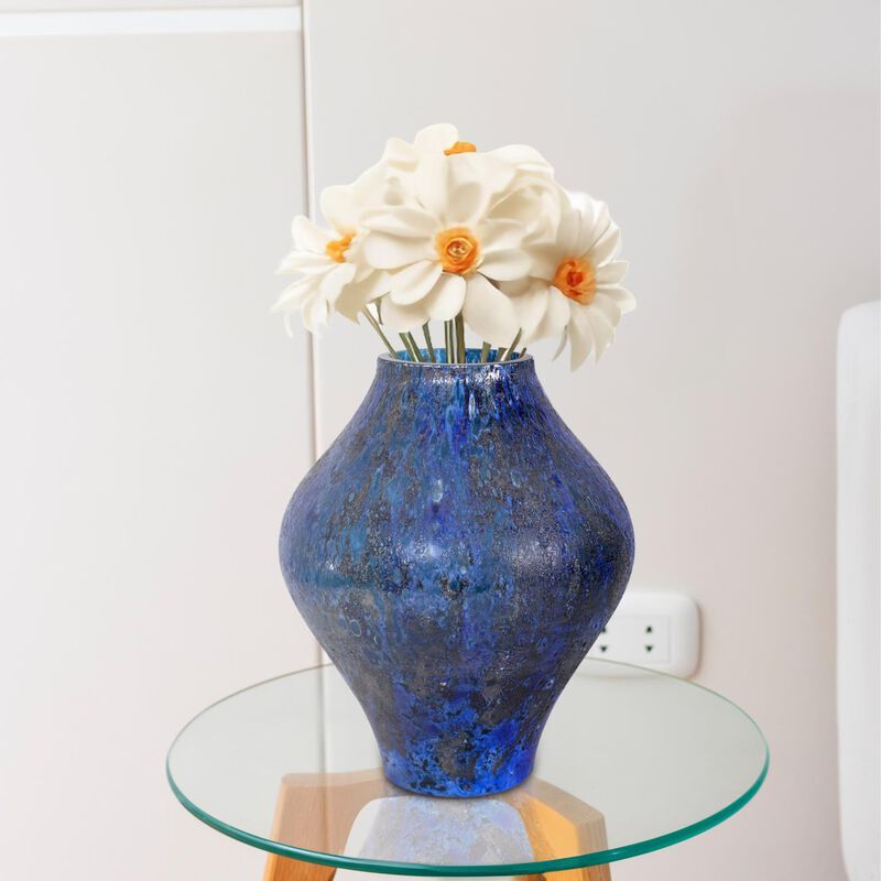 The Zynsky Vase-Urn by Howard Elliott Collection