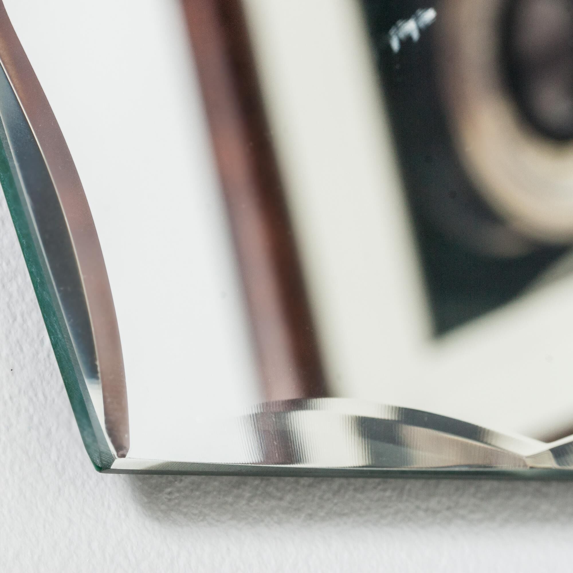 Shown in Mirror finish