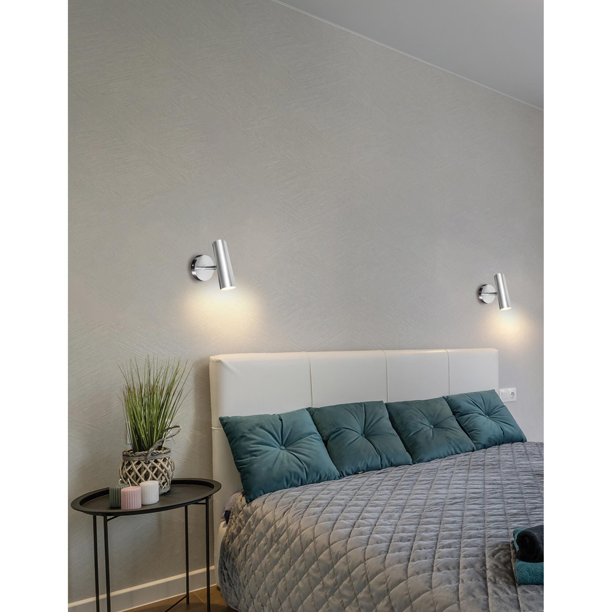 Shown in Satin Chrome and Frosted finish