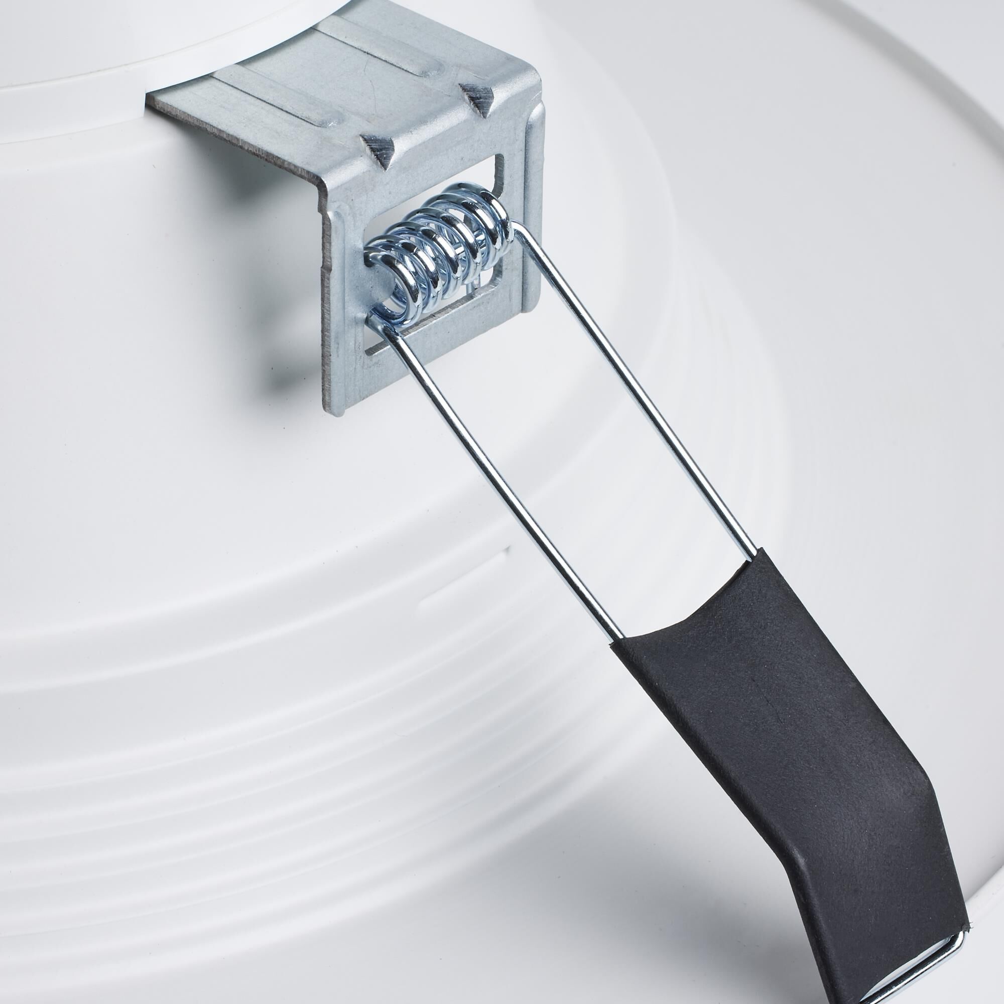 9 Inch LED 90 Degree Recessed Lighting Trim by Satco