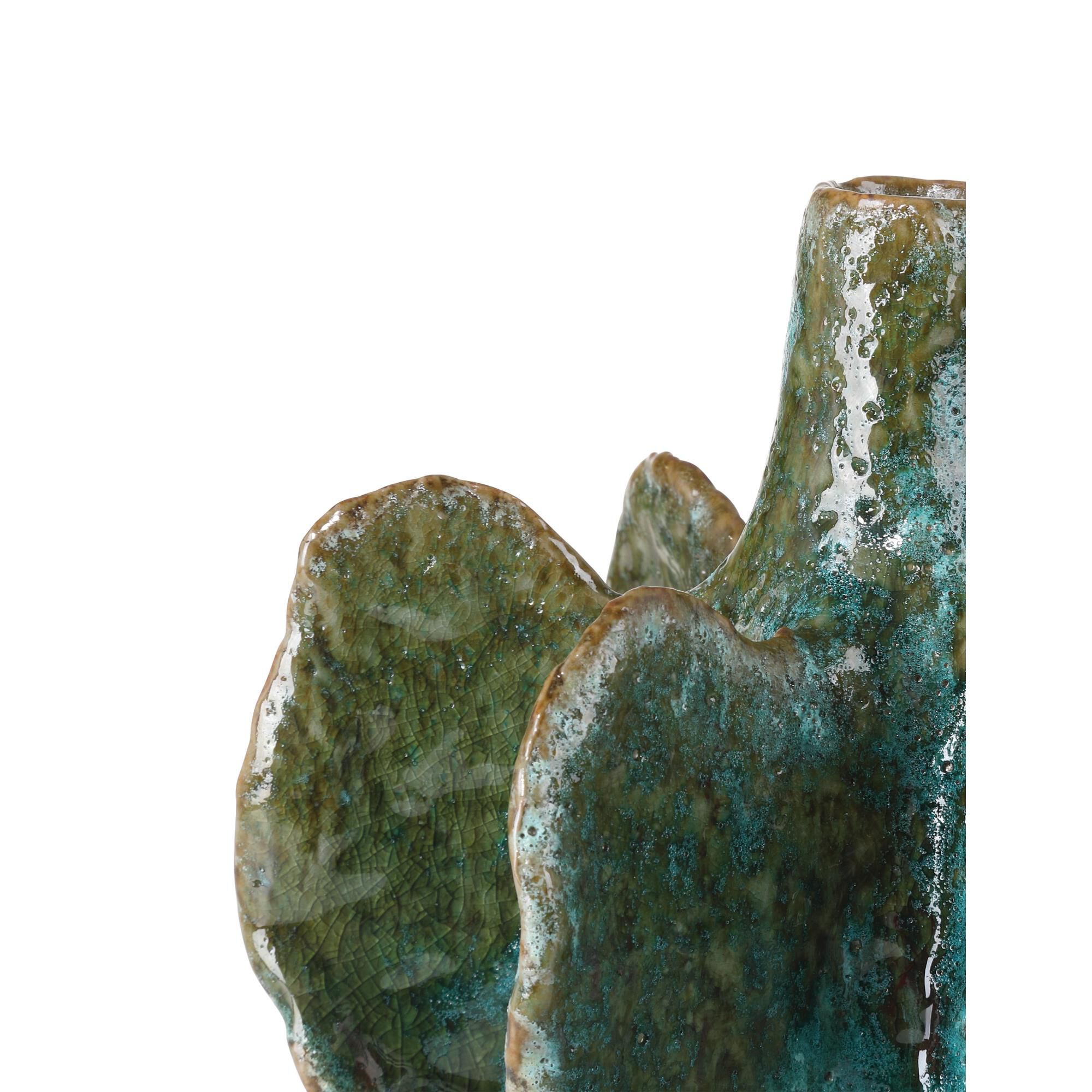 Shown in Turquoise and Brown finish