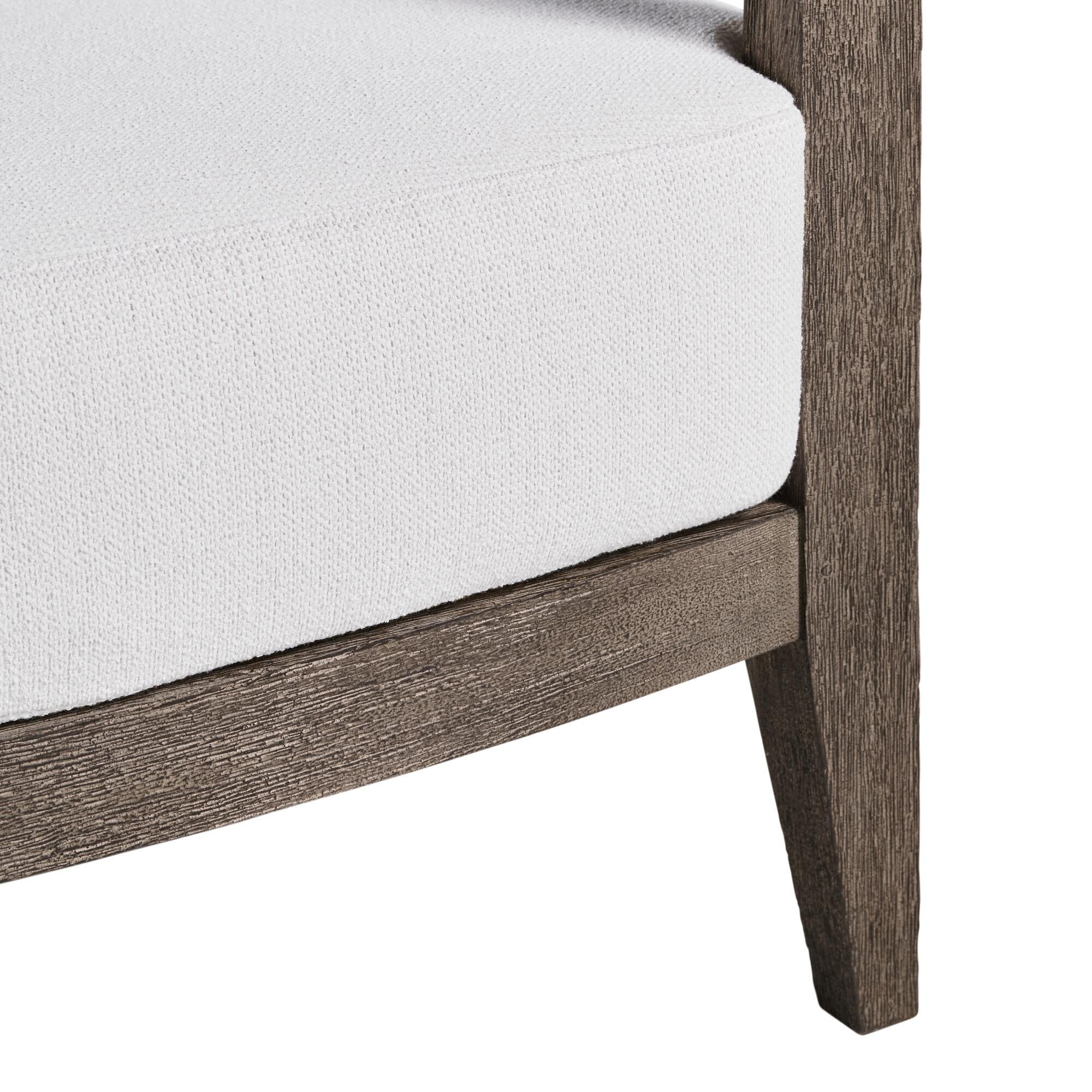 Shown in Pearl and Kona finish