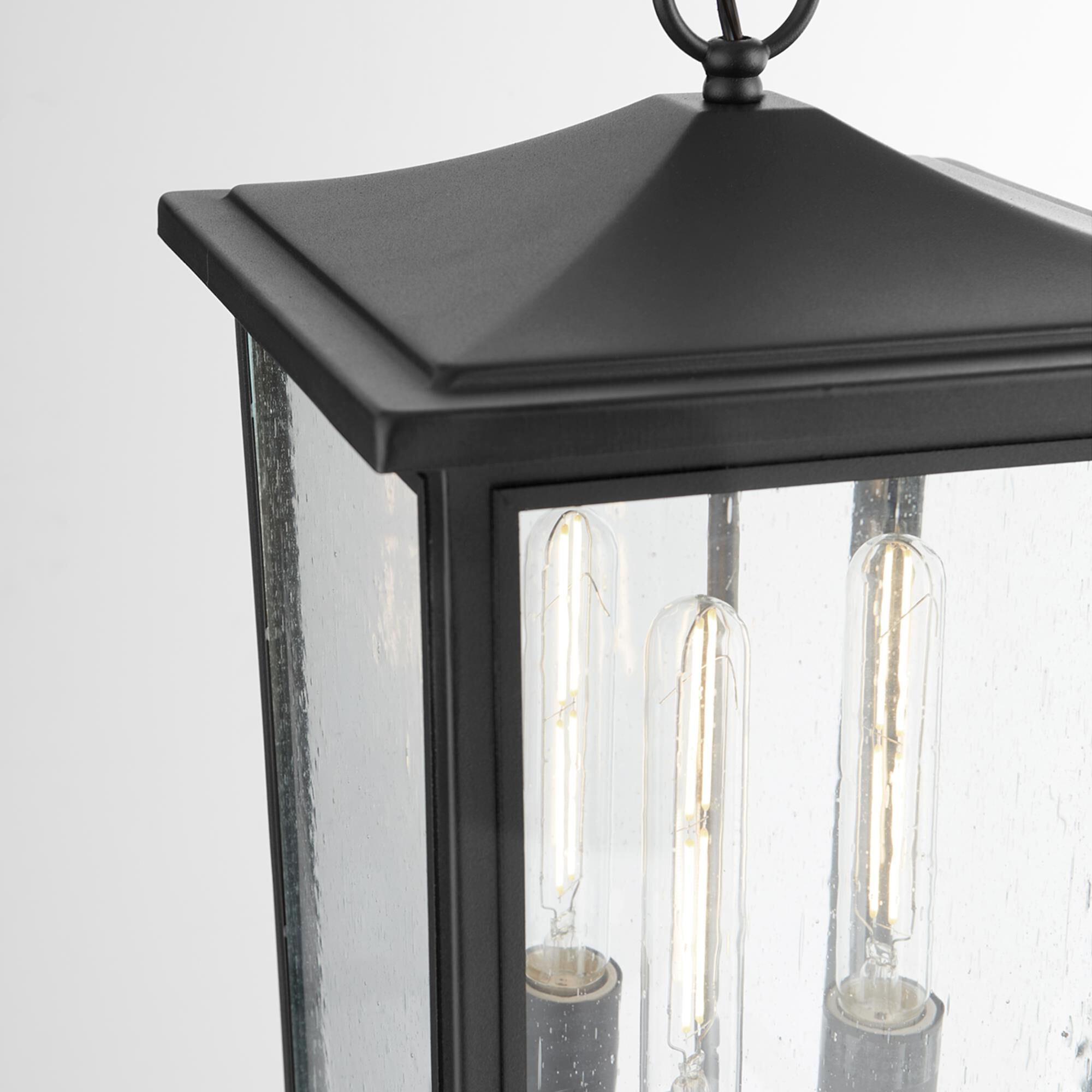 Shown in Noir finish