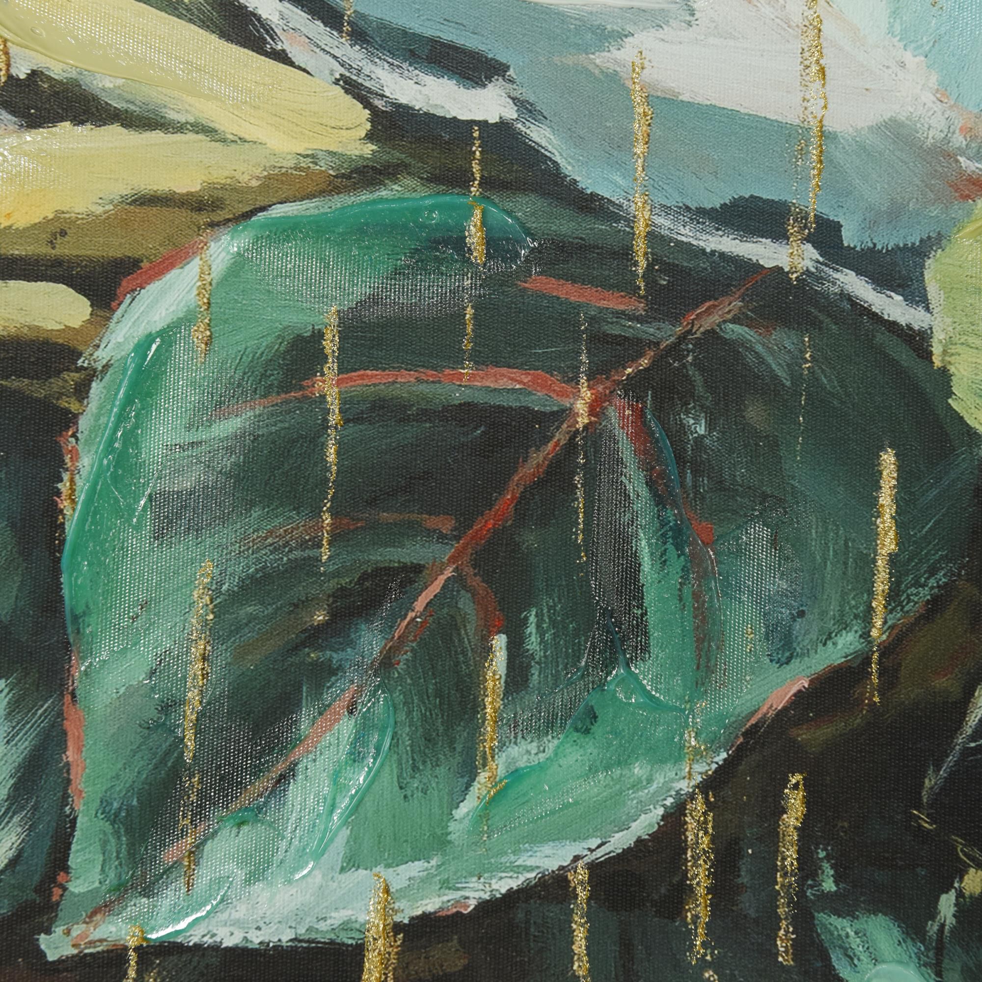 Shown in Green finish