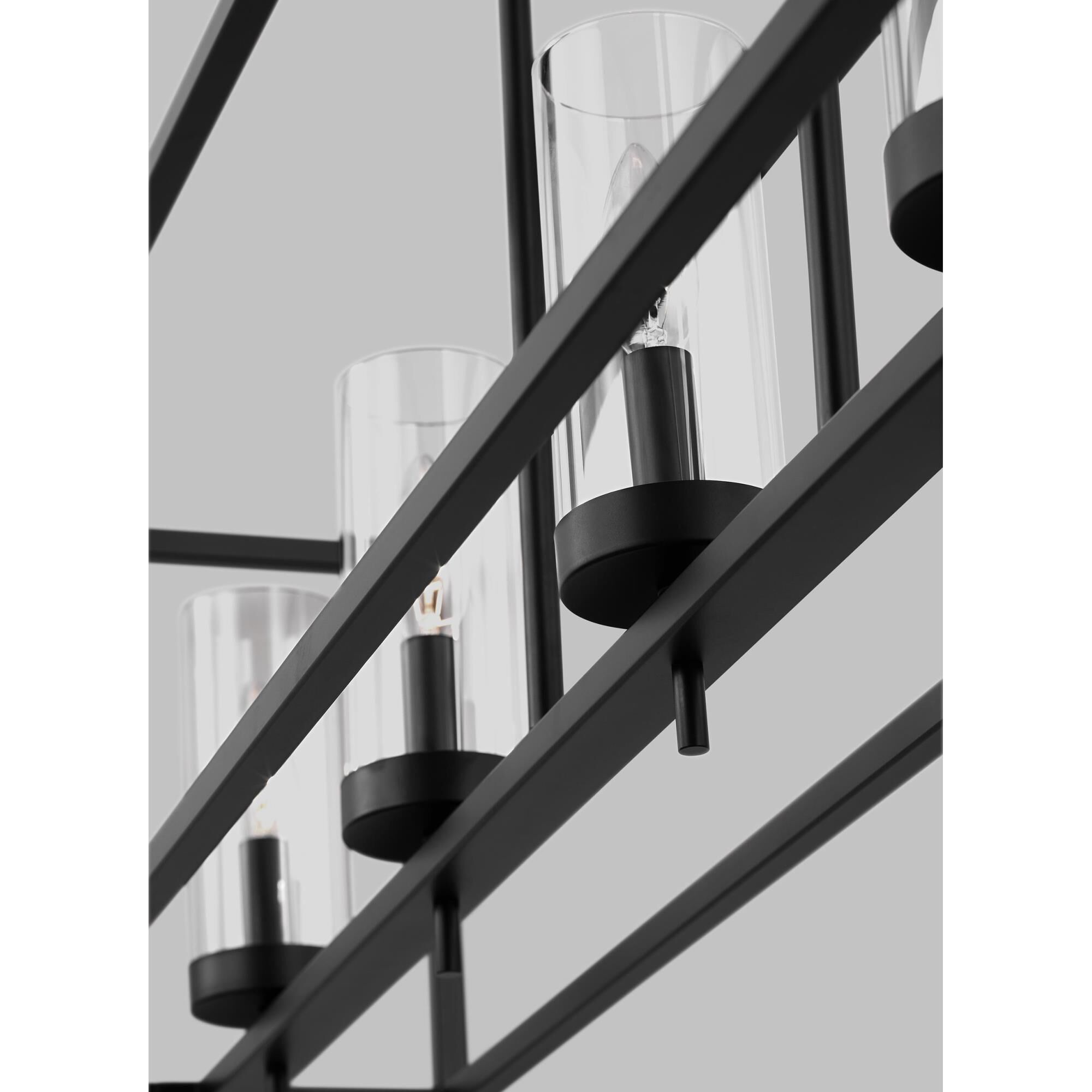 Shown in Midnight Black finish and Clear Glass s shade