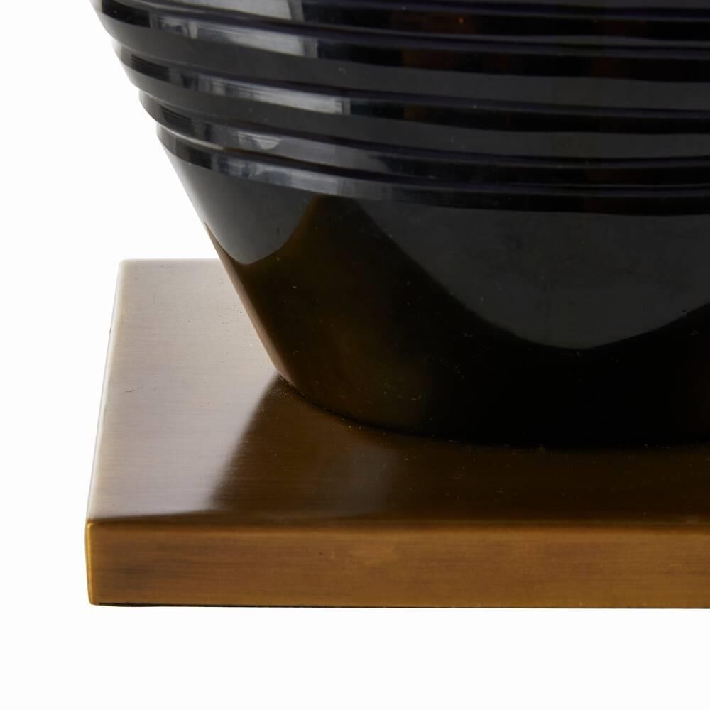 Shown in Navy Optic finish