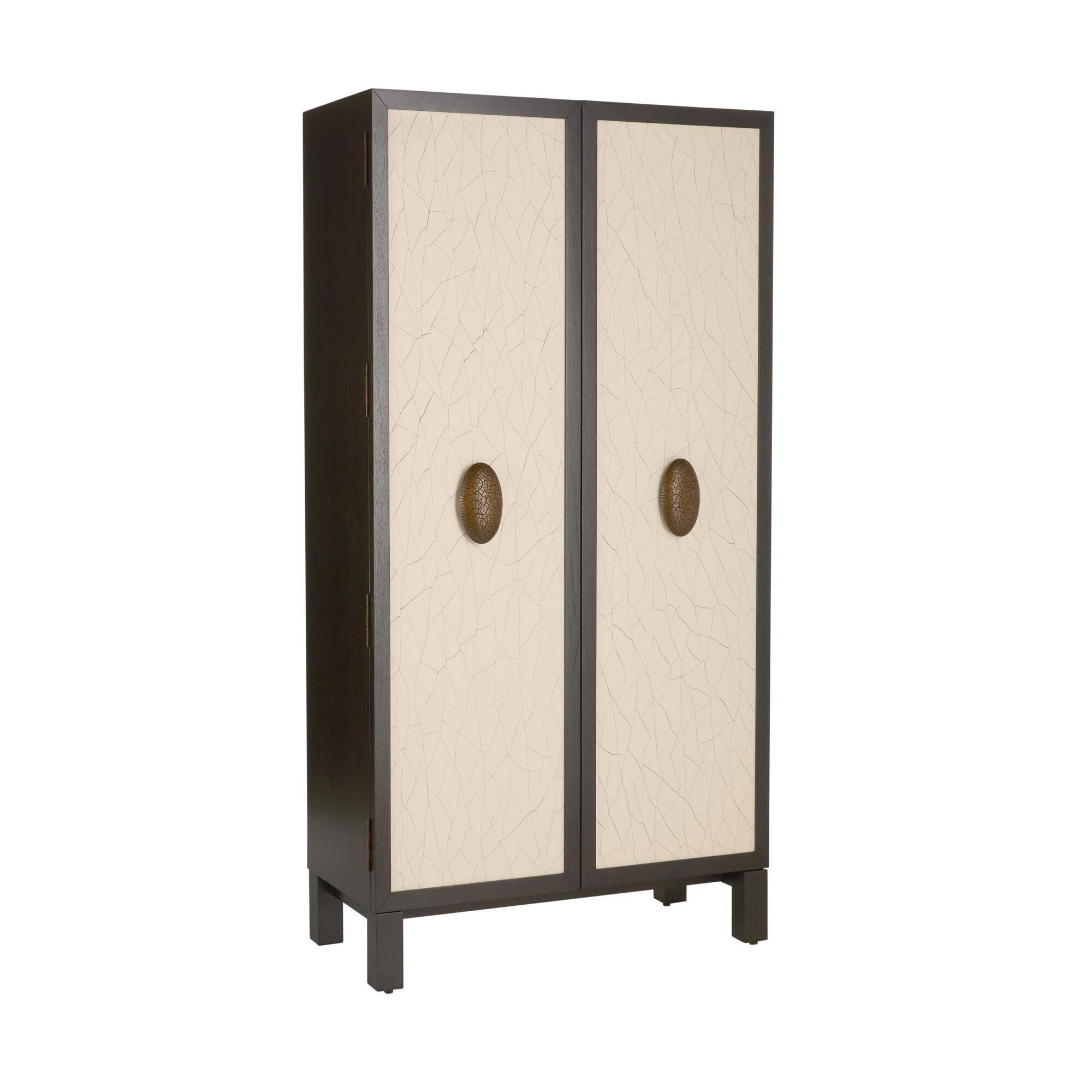 Shown in Ivory and Ebony finish