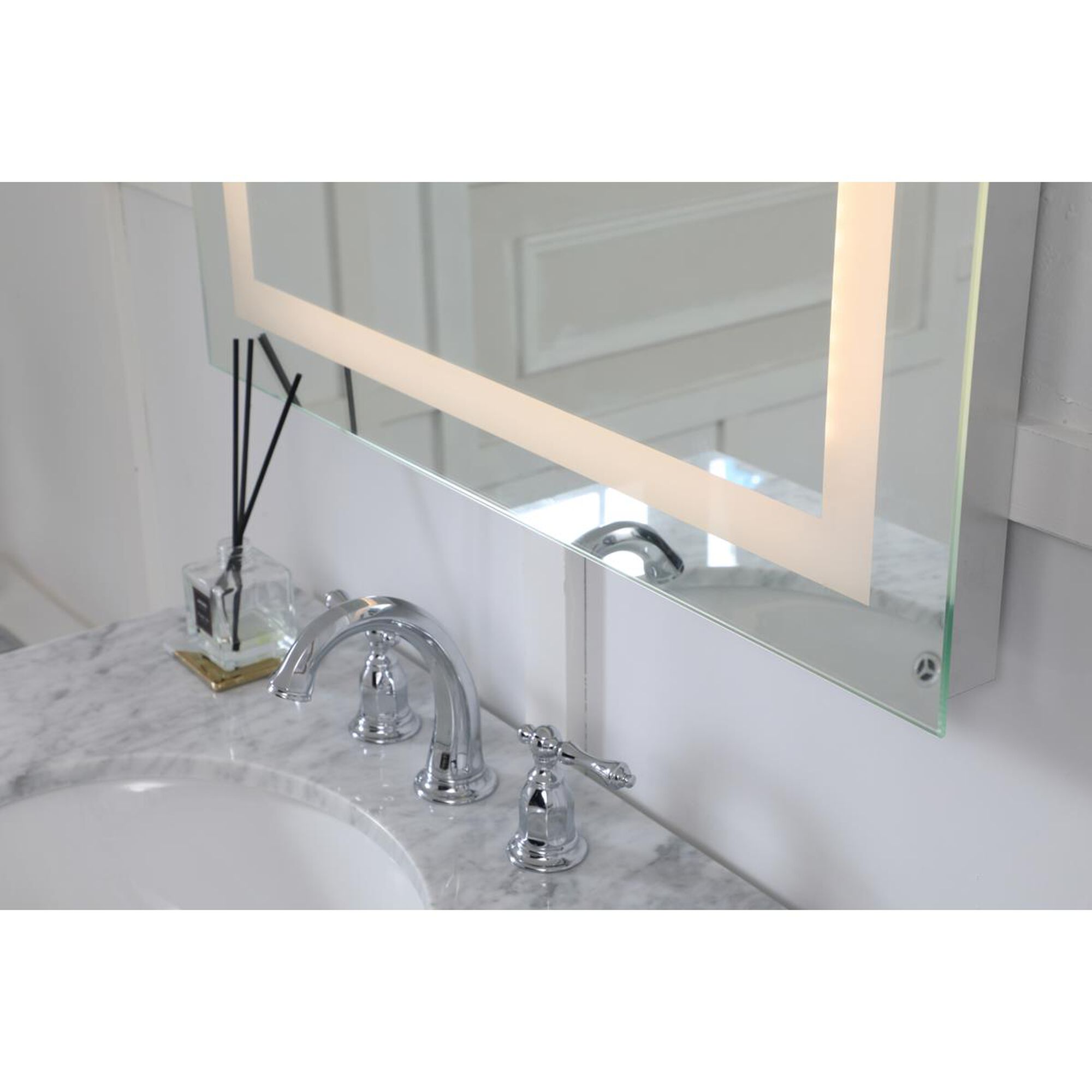 Nova 30 Inch LED Lighted Mirror,