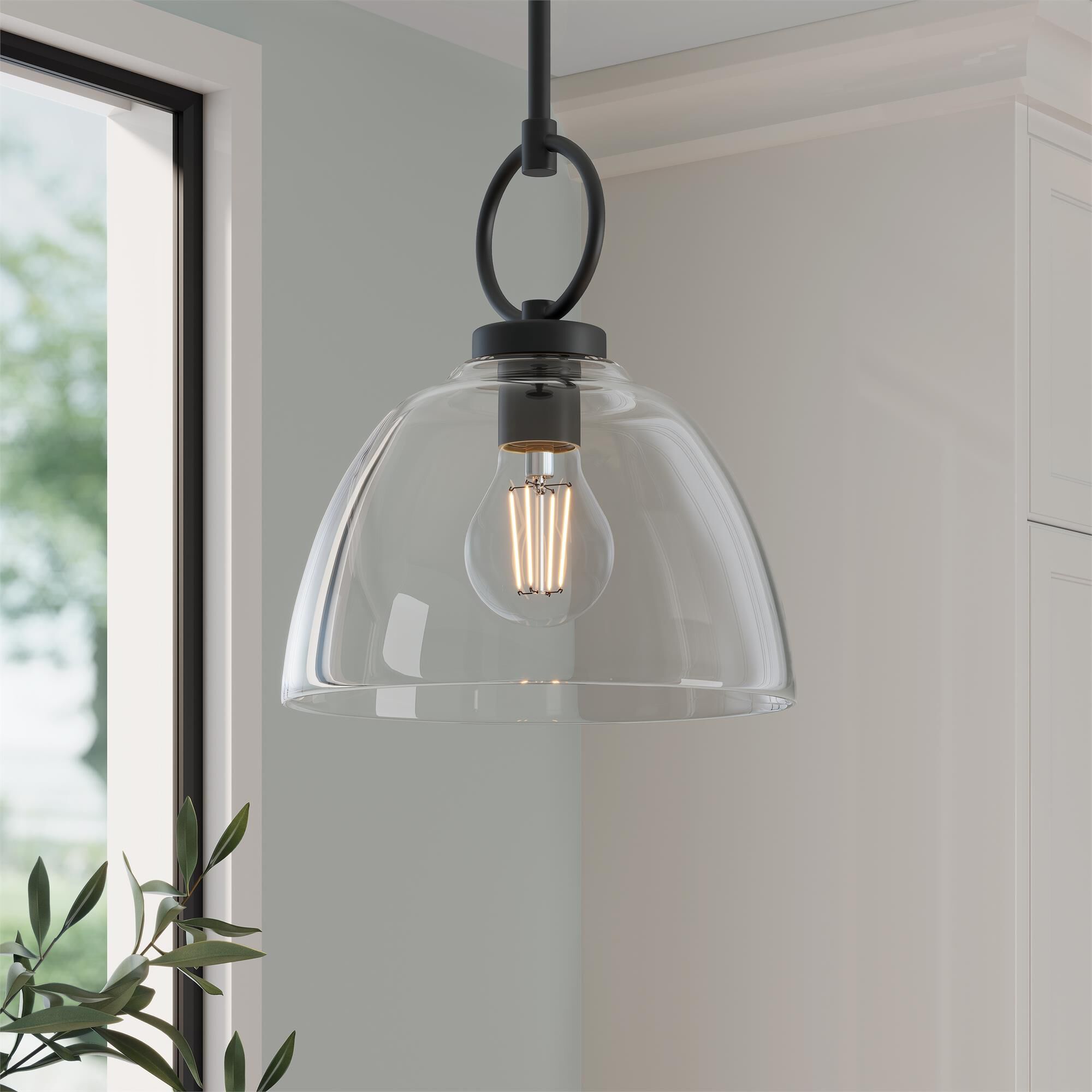 Shown in Matte Black finish and Clear glass