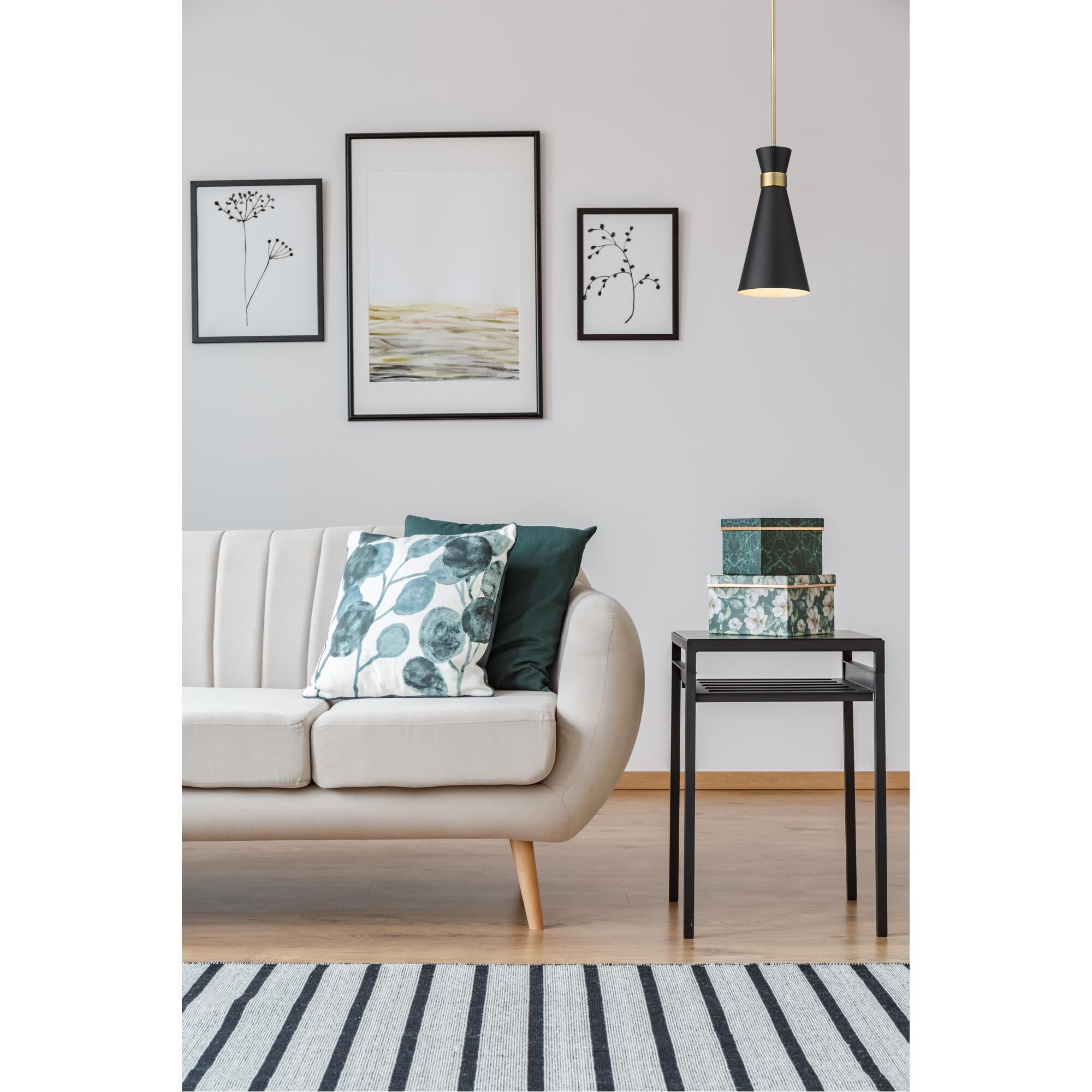 Shown in Matte Black + Heritage Brass finish and Metal glass and Metal shade