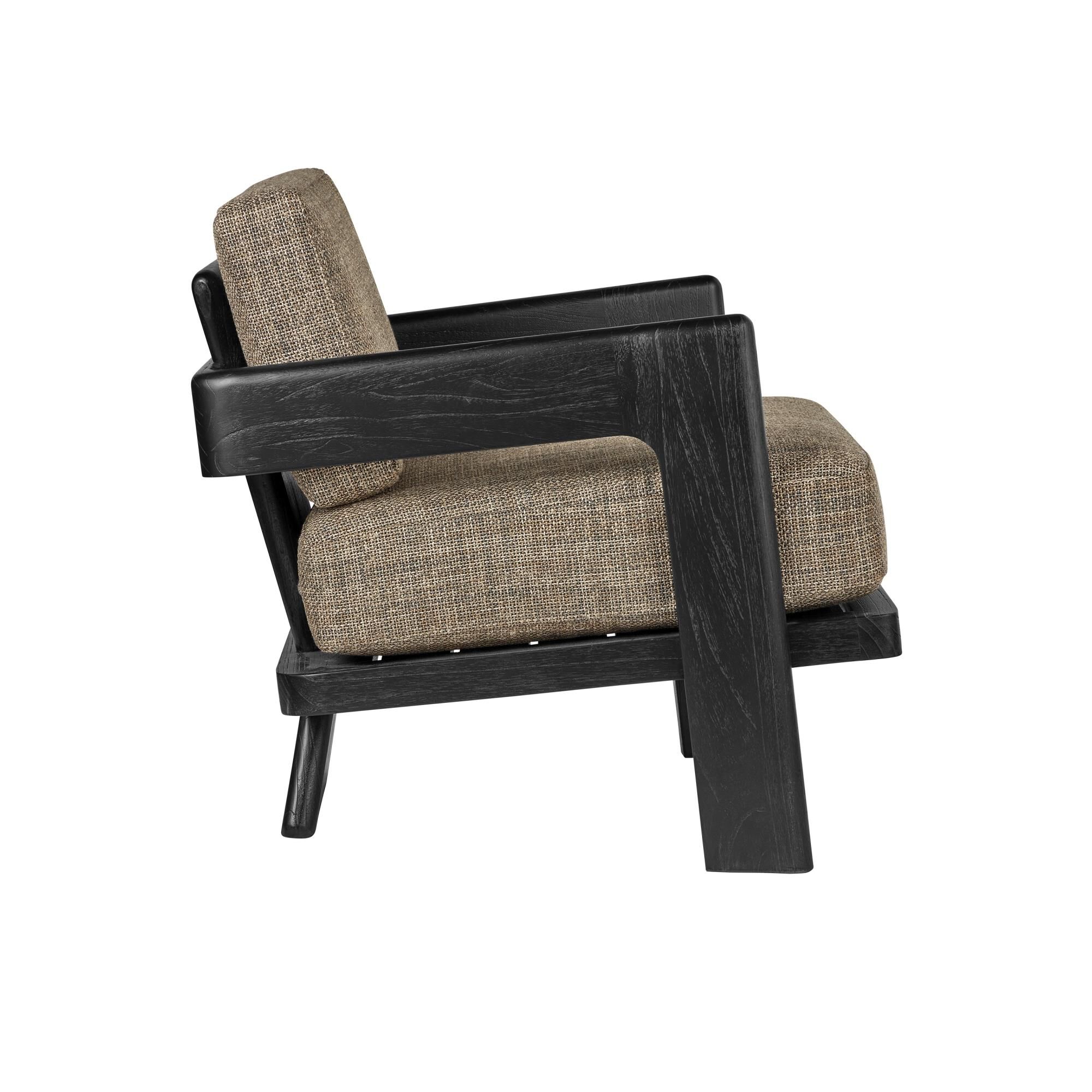 Shown in Caviar Black finish