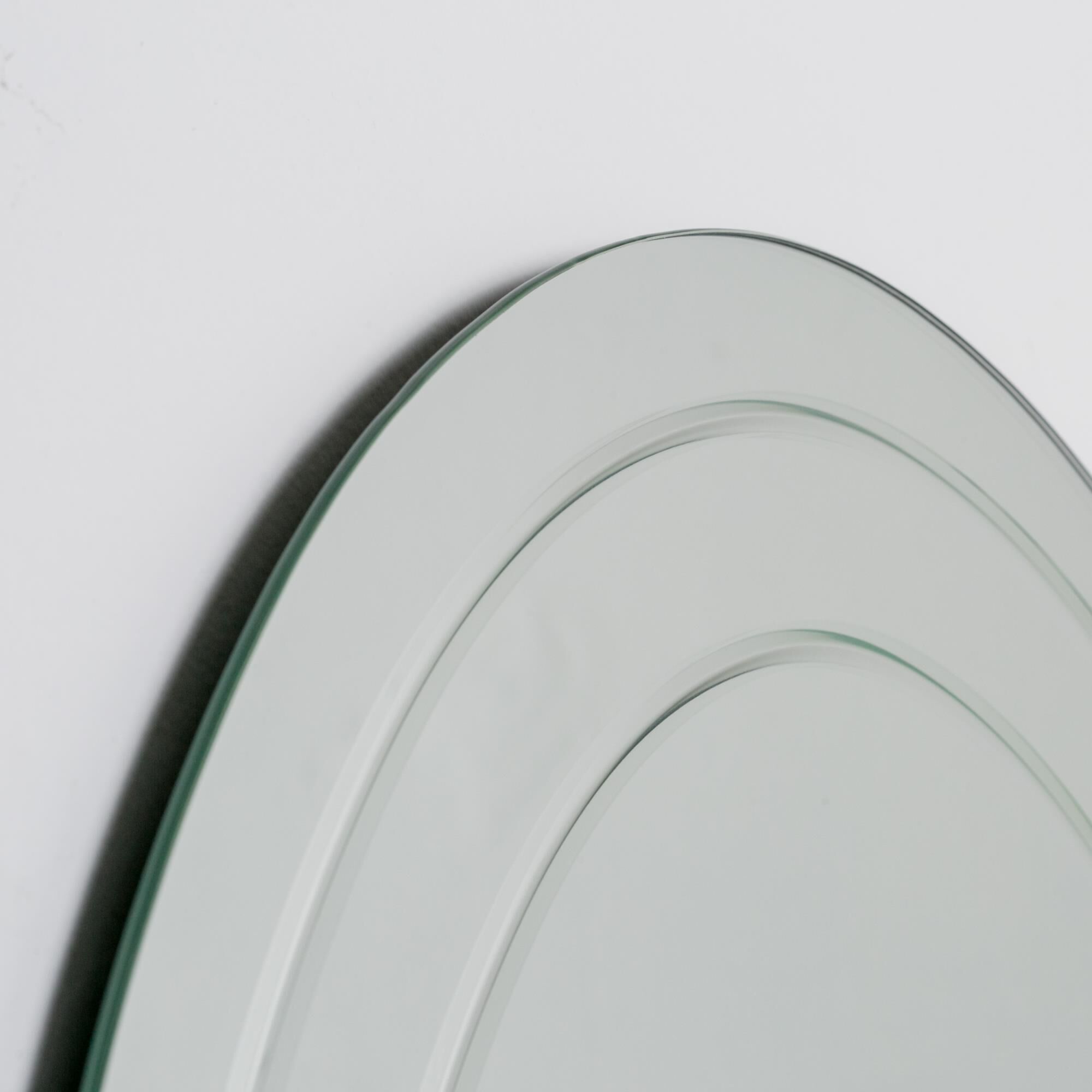 Shown in Mirror finish