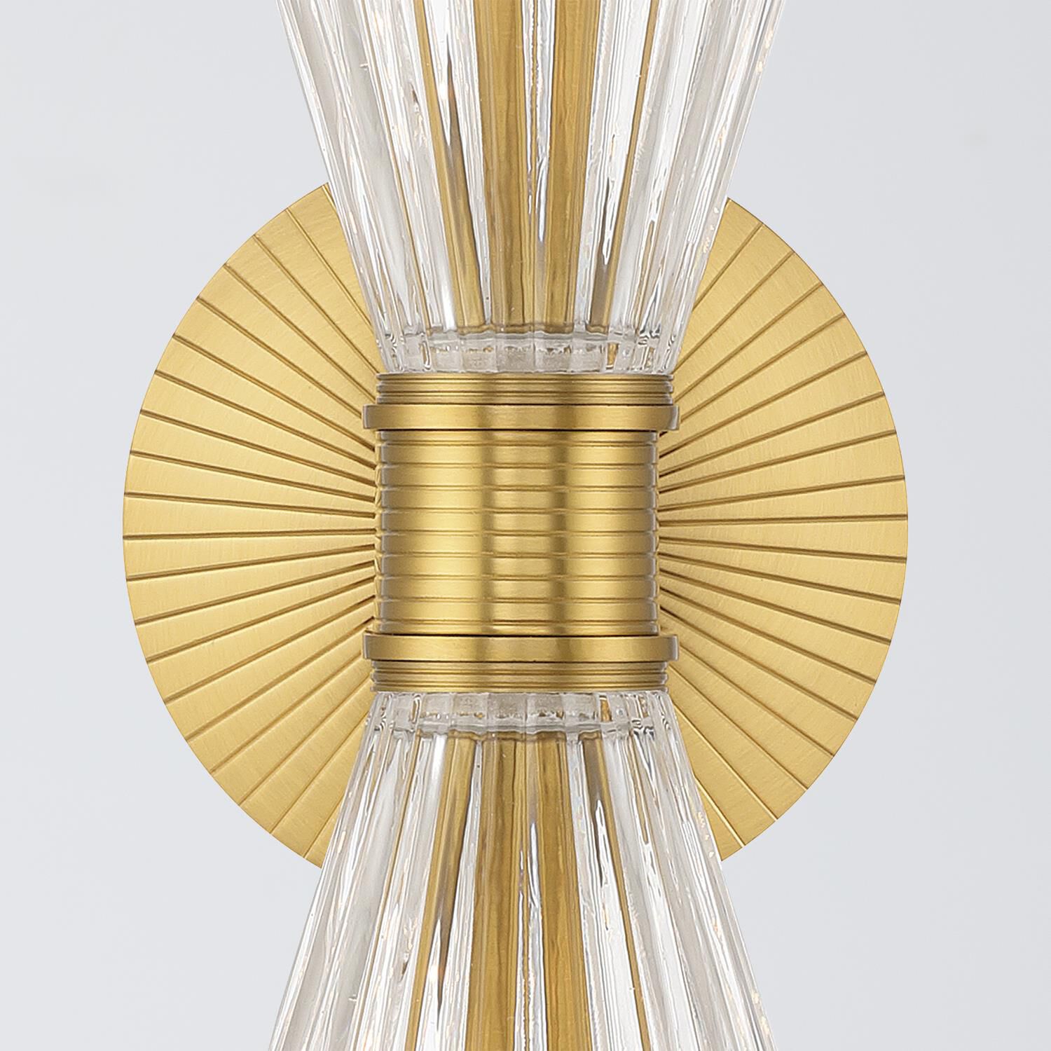 Shown in Luxe Gold finish and Glass shade