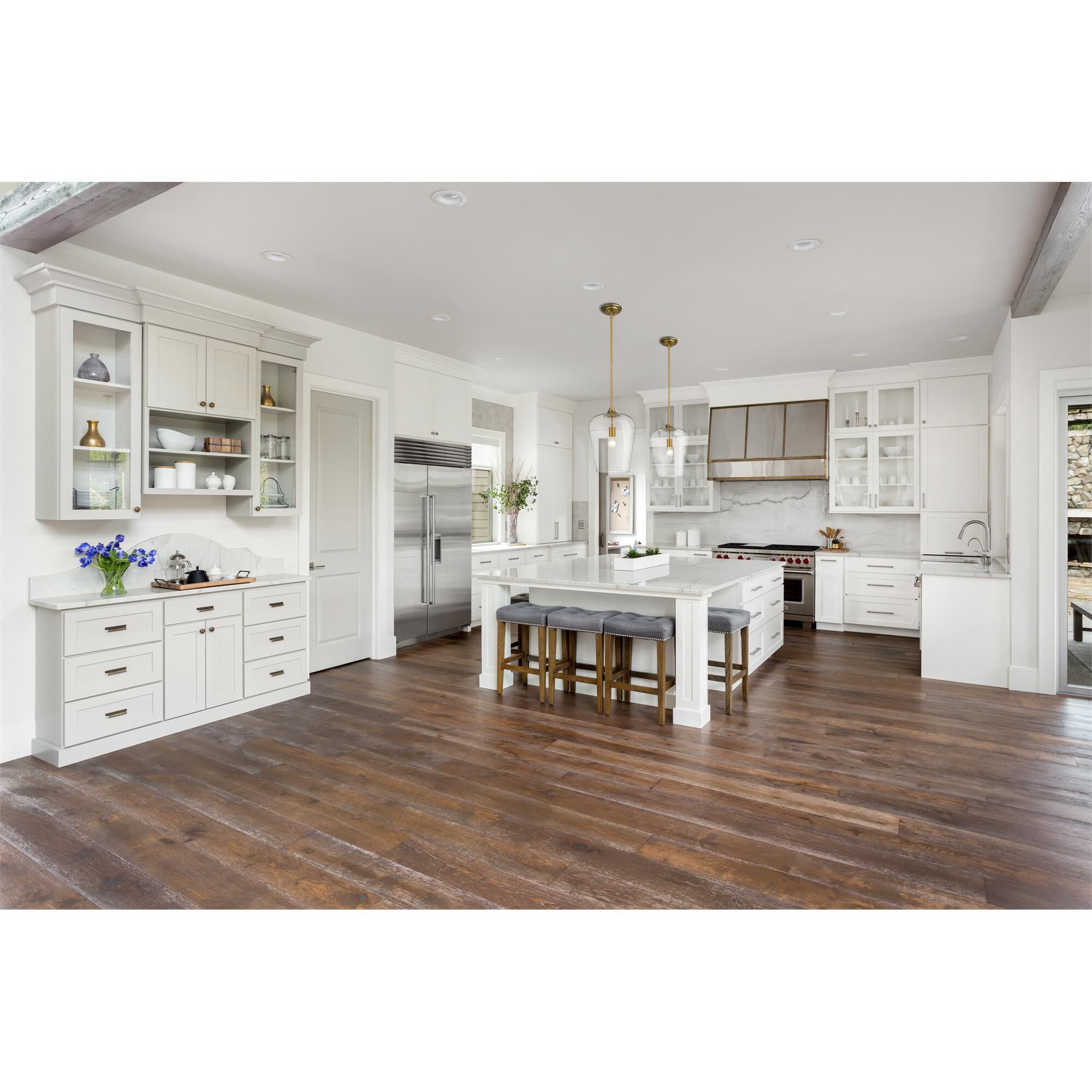 Shown in Olde Brass finish and Glass shade