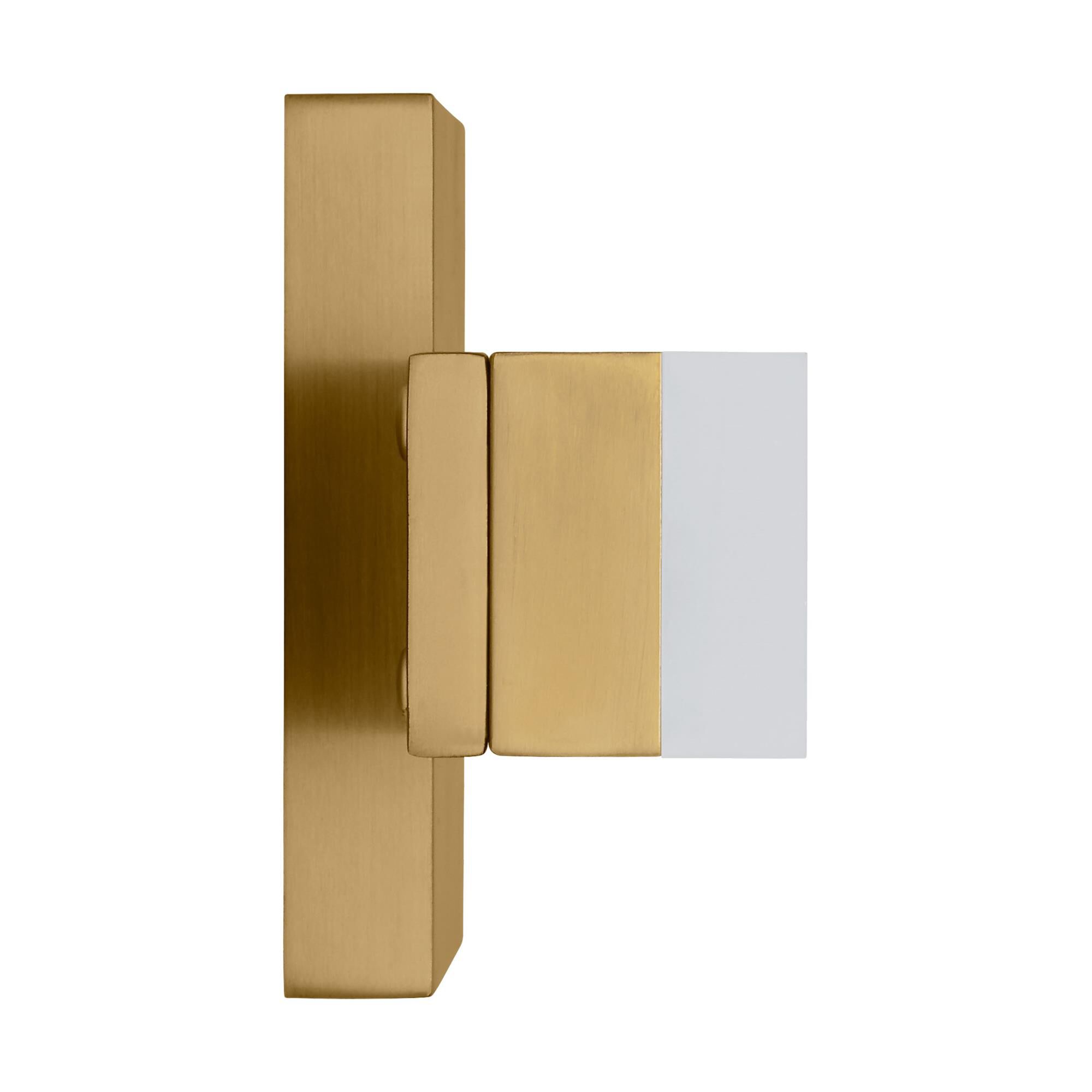 Shown in Satin Brass finish