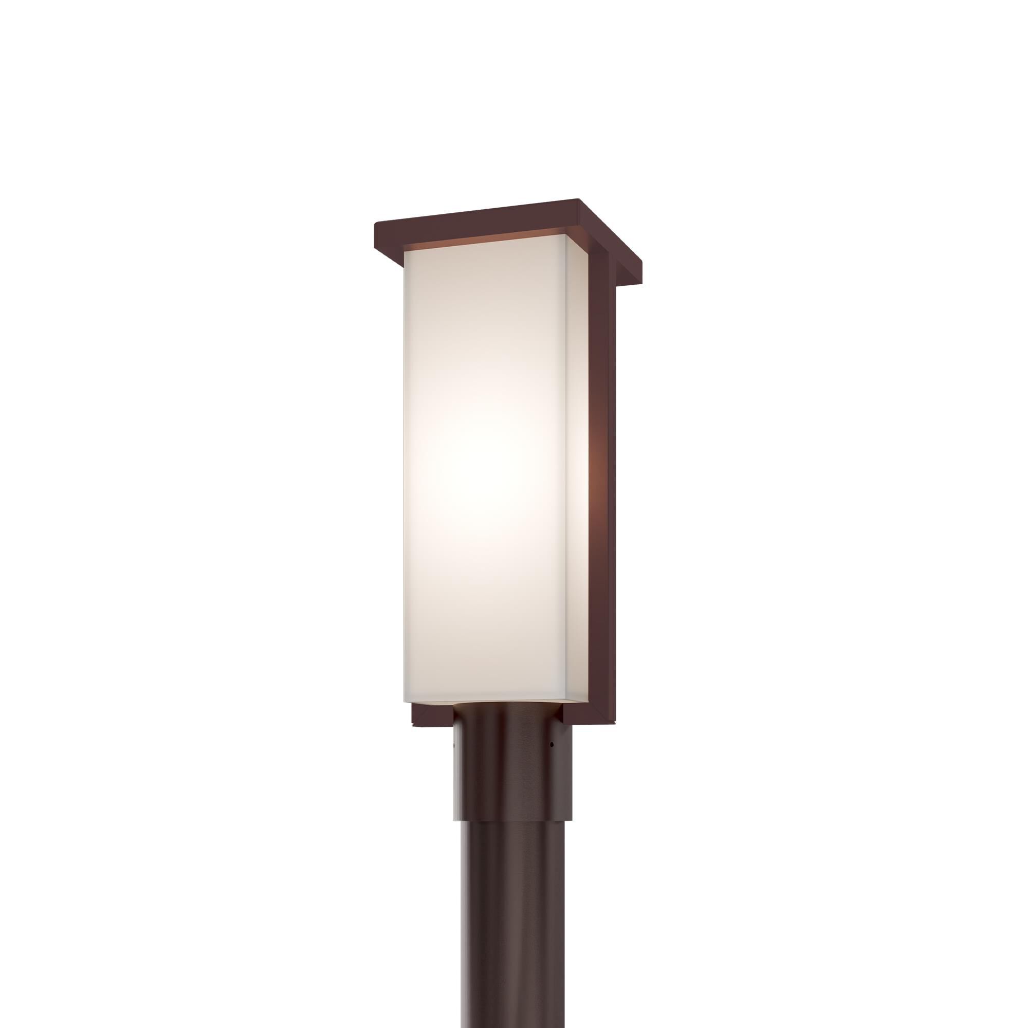 Ledge 17 Inch Outdoor Post Lamp by Modern Forms