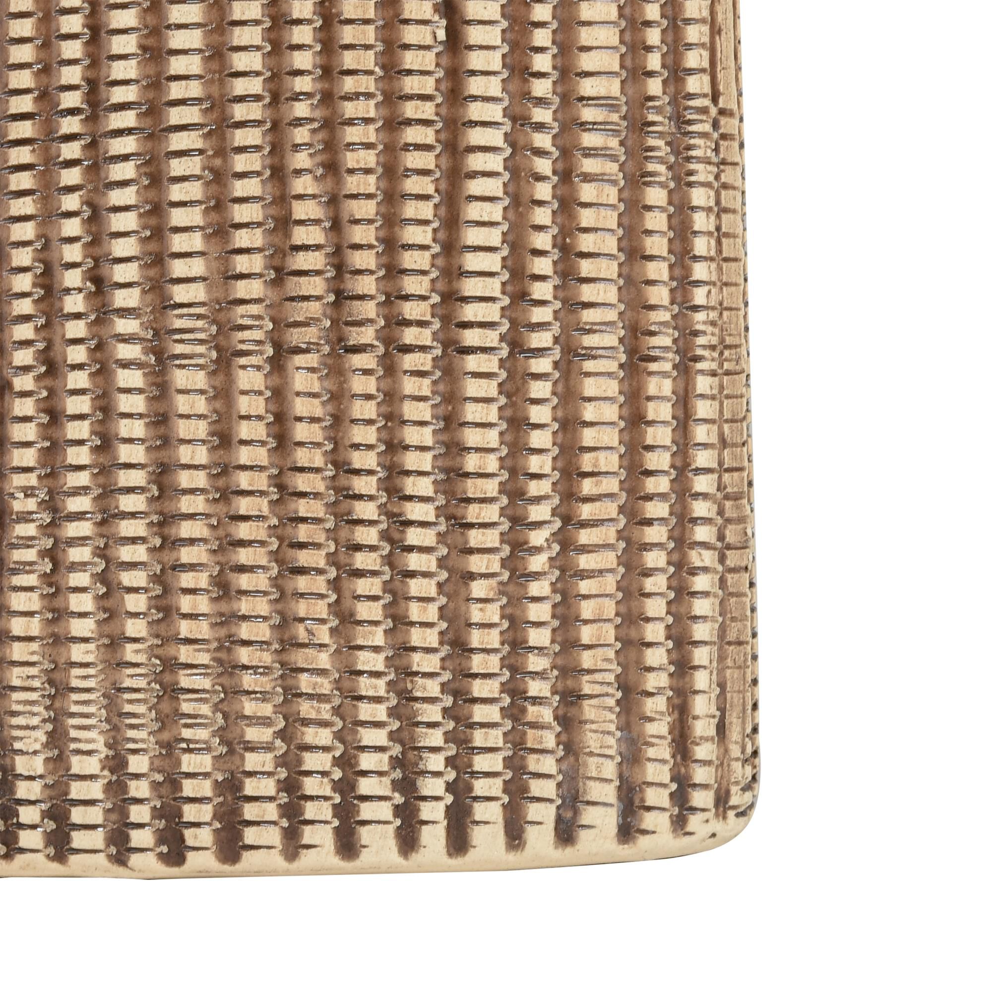 Shown in Brown finish