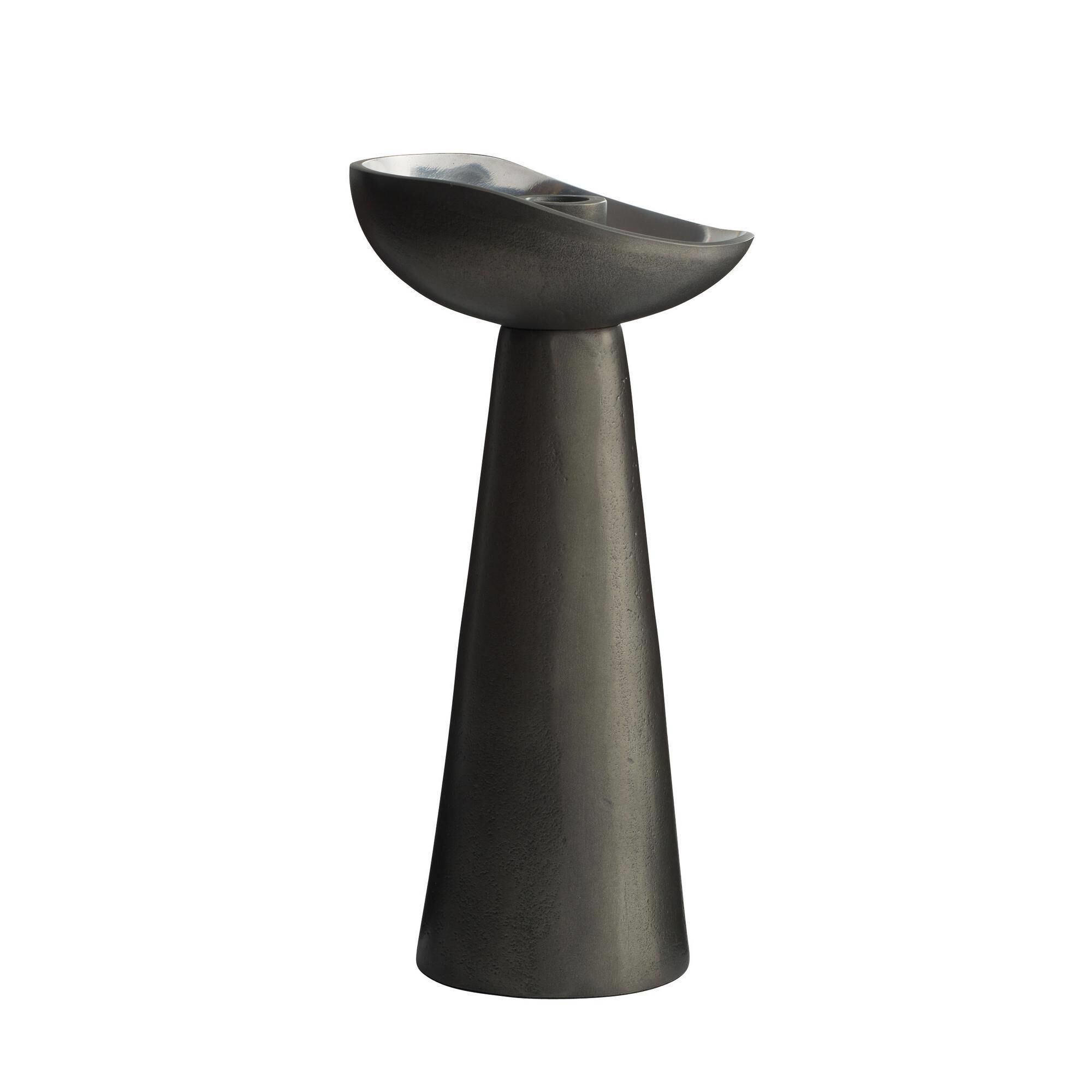 Shown in Blackened and Polished Silver finish