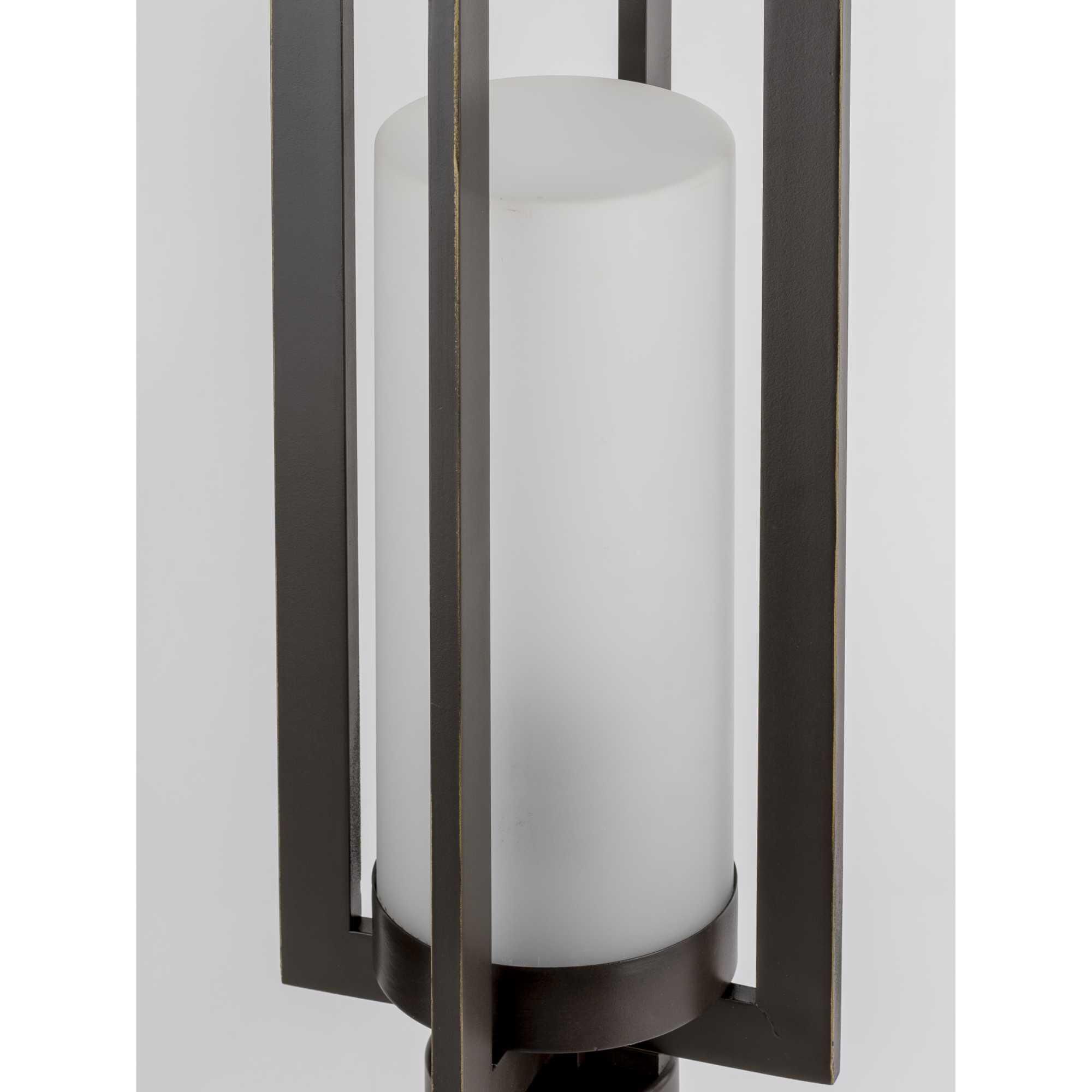 Shown in Oil Rubbed Bronze finish and Etched glass