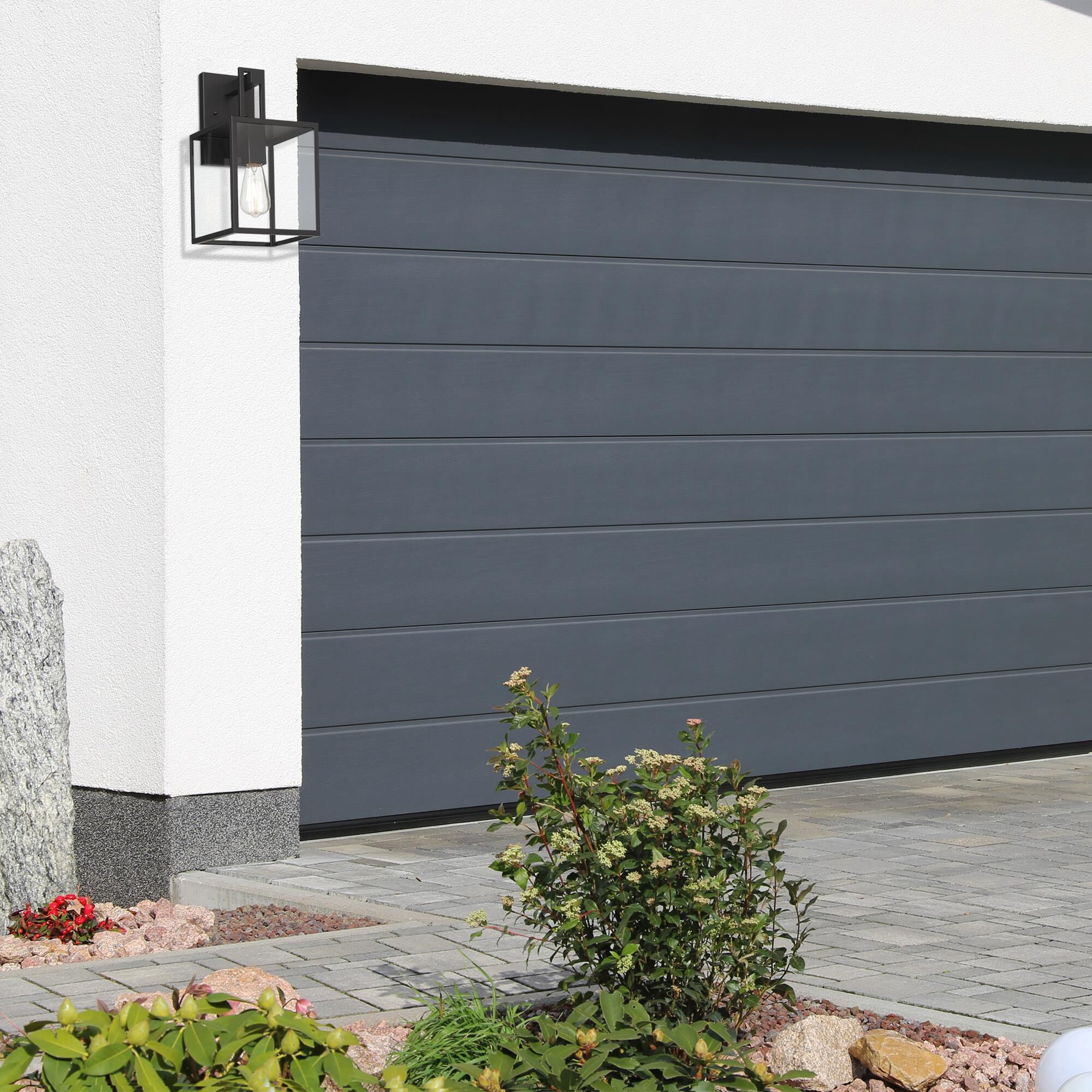 Shown in Matte Black finish and Clear glass