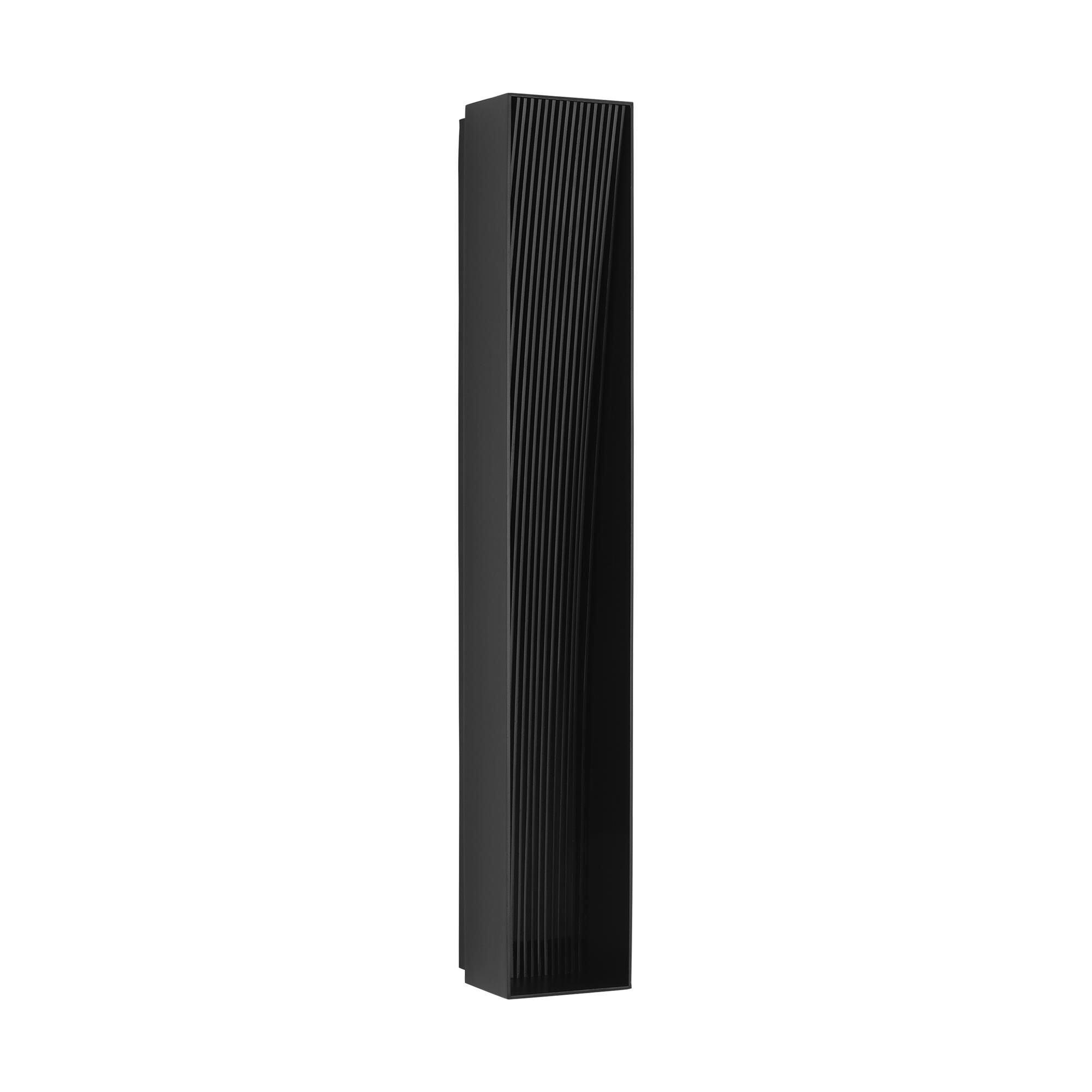 Shown in Outdoor Black finish and Aluminum shade