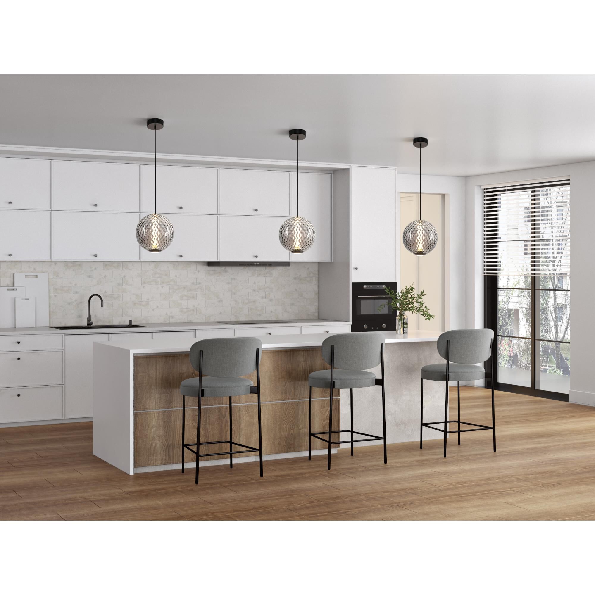 Shown in Smoke finish and Diamond glass