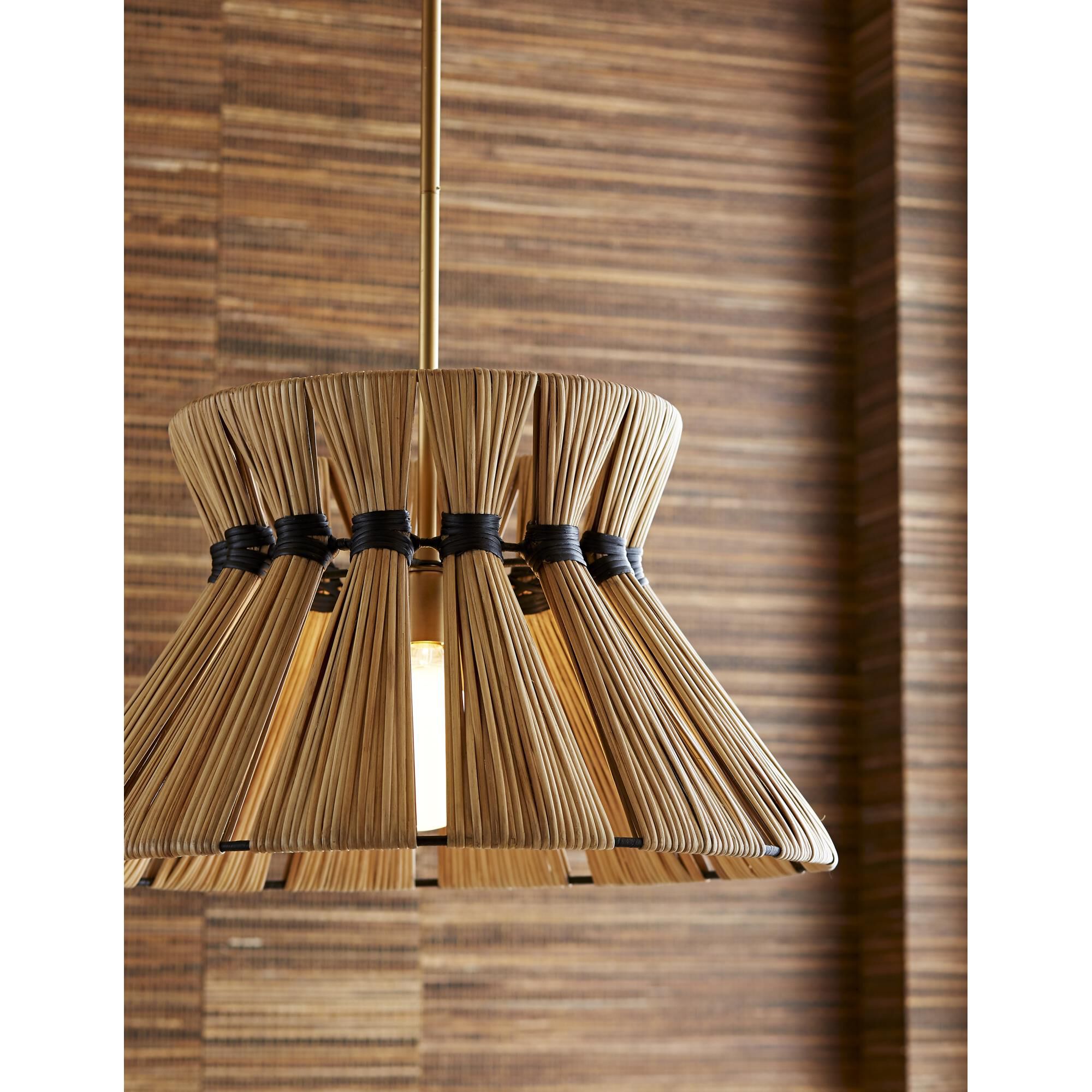 Shown in Natural finish and 0 shade