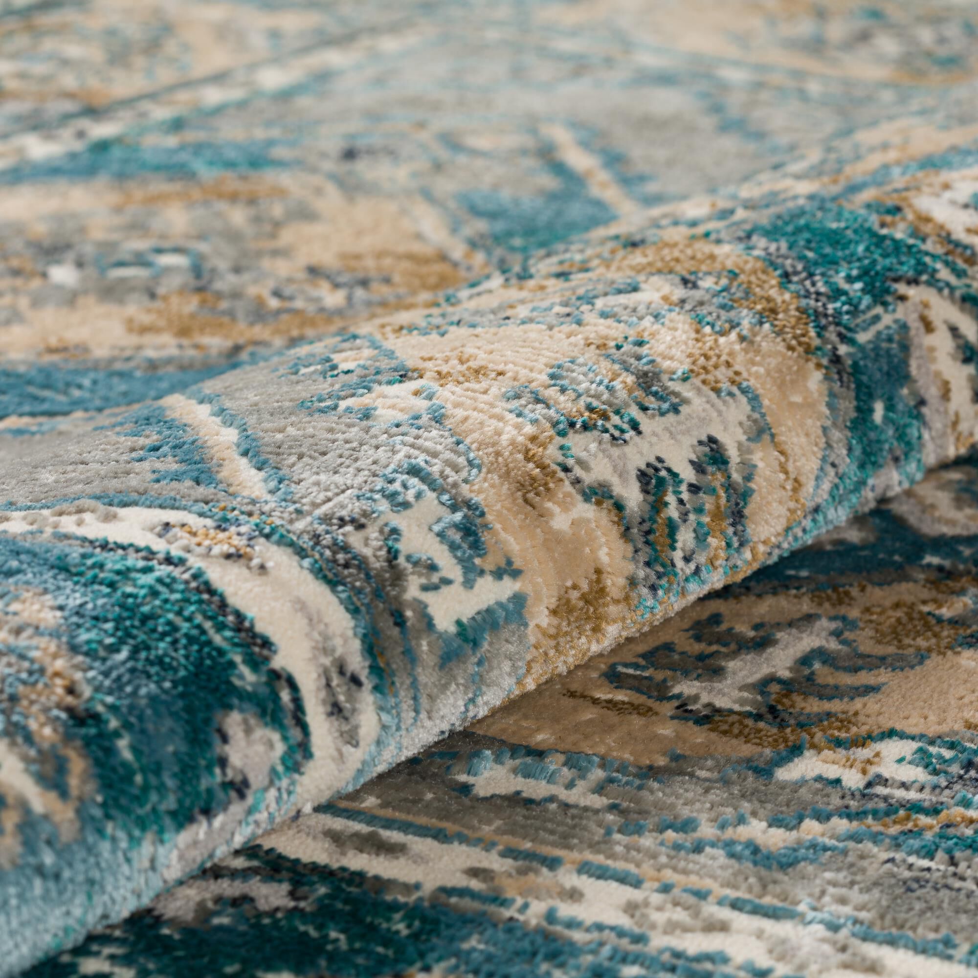 Karma KM22 Area Rug,