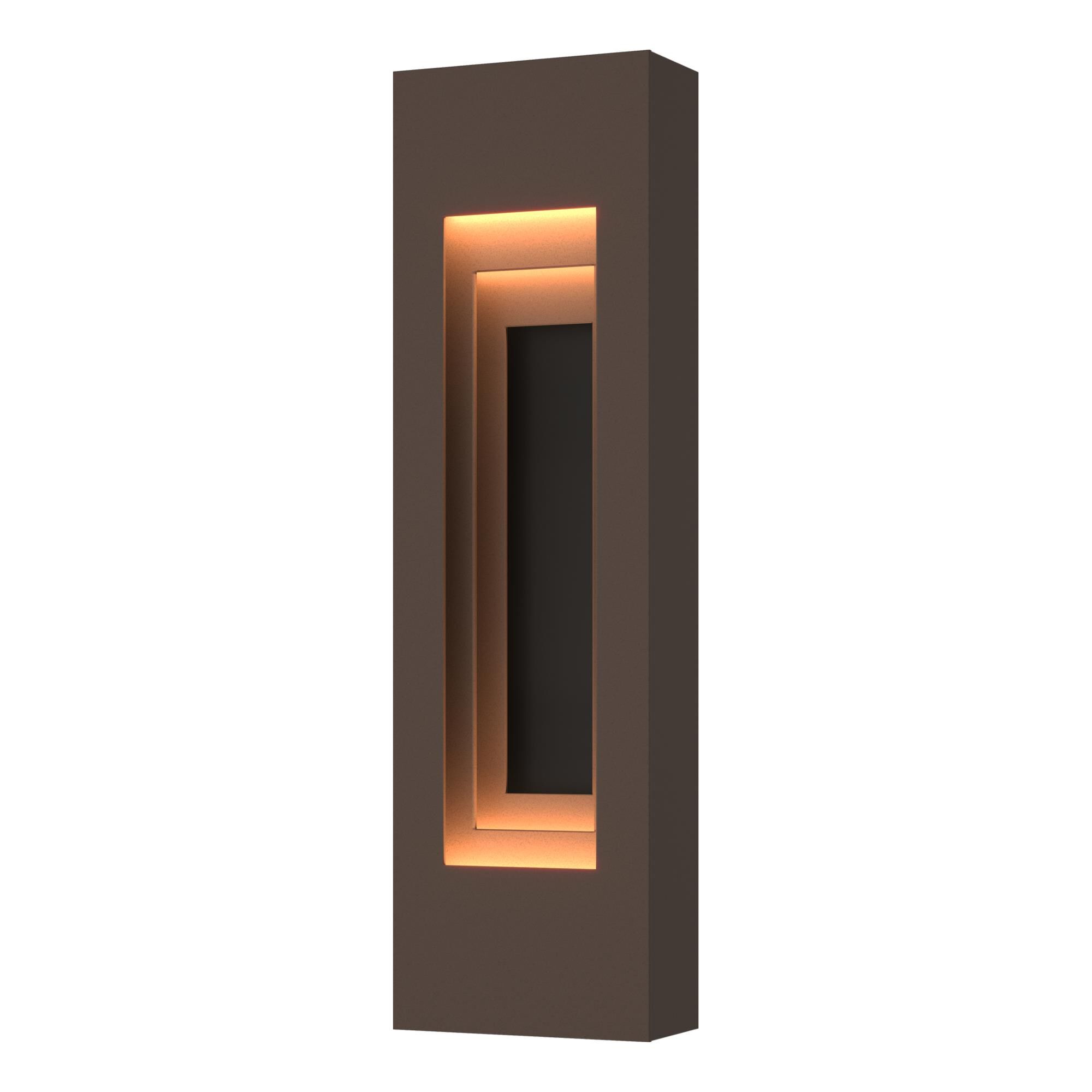 Shown in Coastal Bronze finish and Coastal Black Aluminum shade