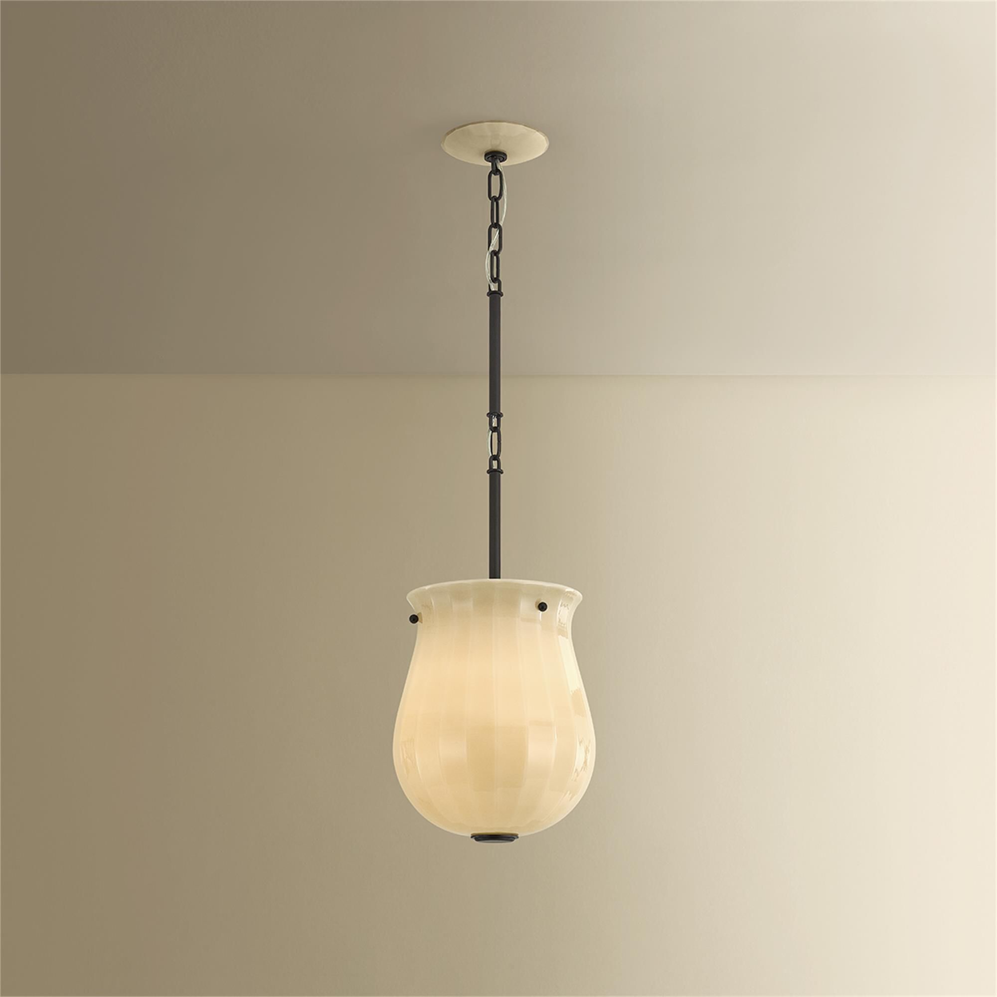 Shown in Distressed Bronze finish and Etched with Optic glass