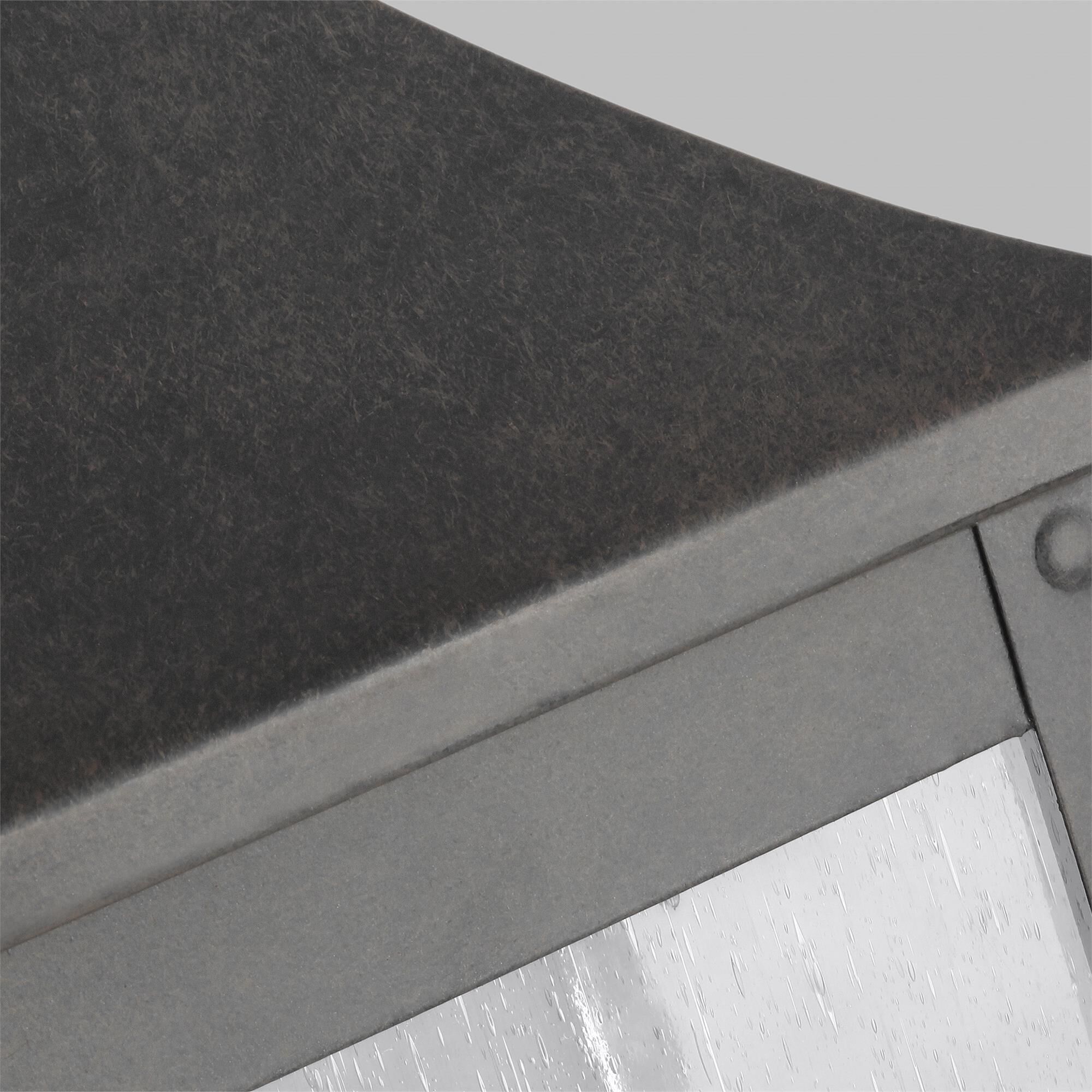 Shown in Sable finish and Clear glass