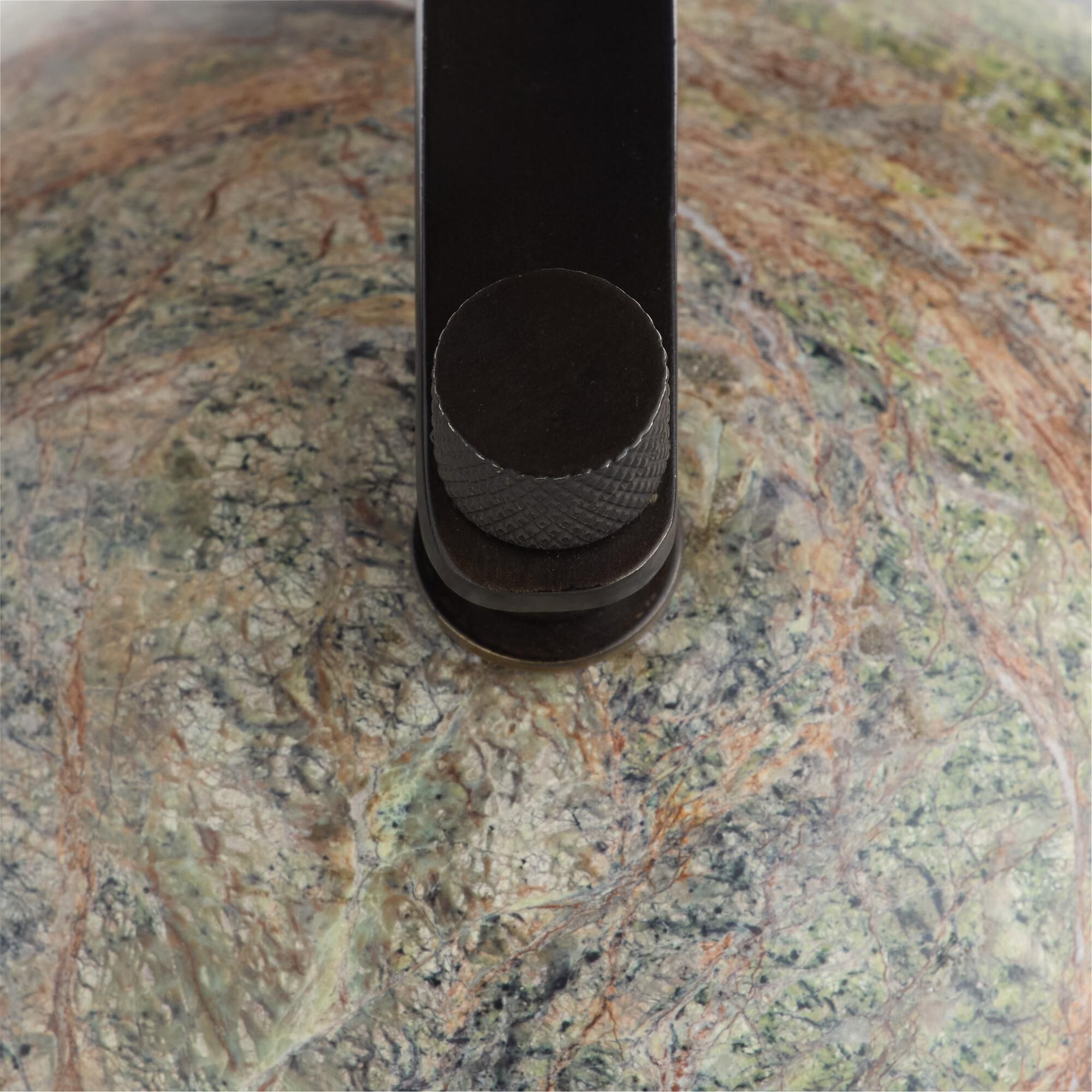 Shown in Jungle finish