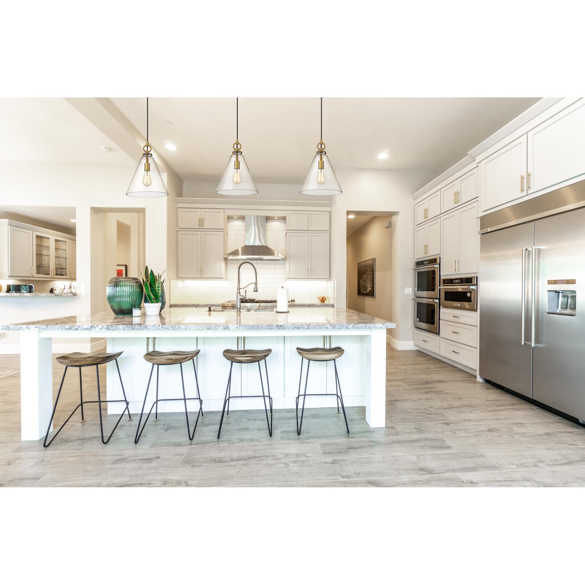 Shown in Rubbed Brass finish and Clear glass and No Shade shade