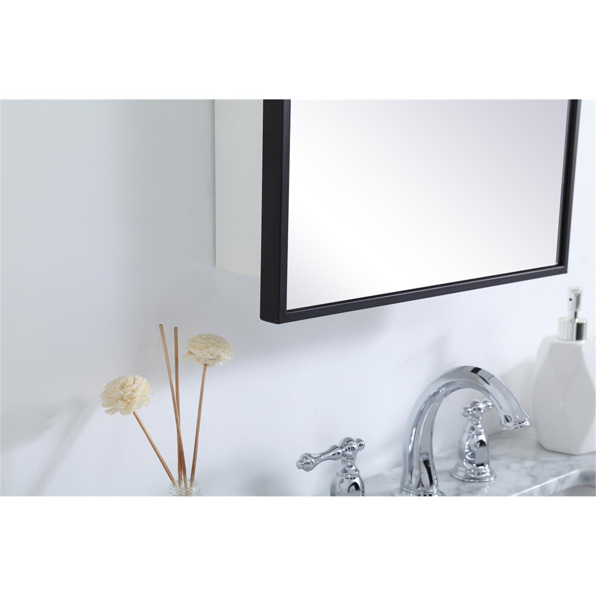Wyn Small Decorative Mirror,