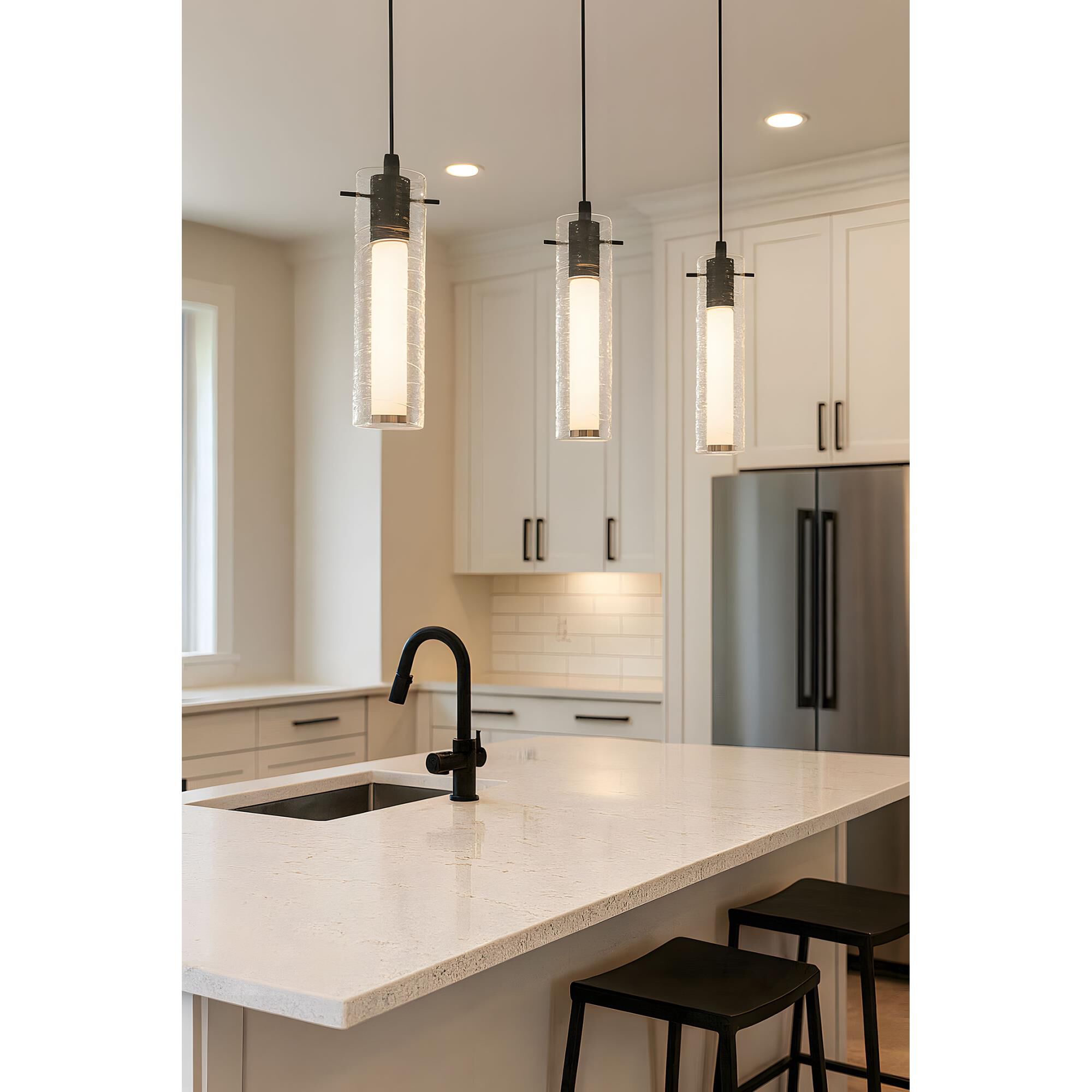 Shown in Black finish and Clear glass