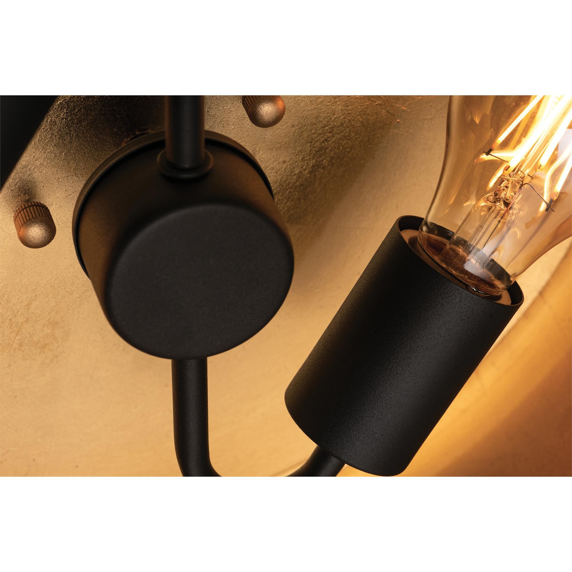 Shown in Gold finish and Black/Gold Steel shade