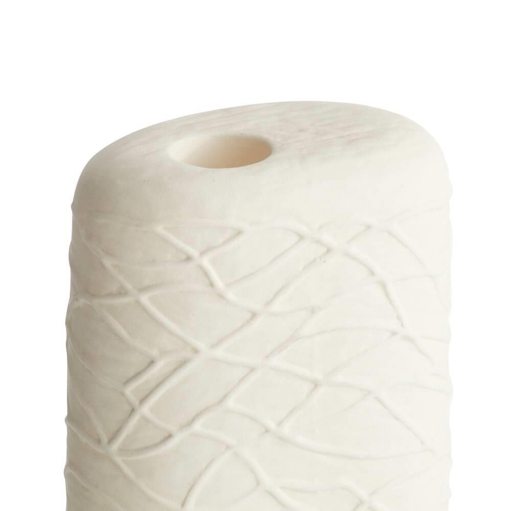 Shown in Matte Eggshell finish