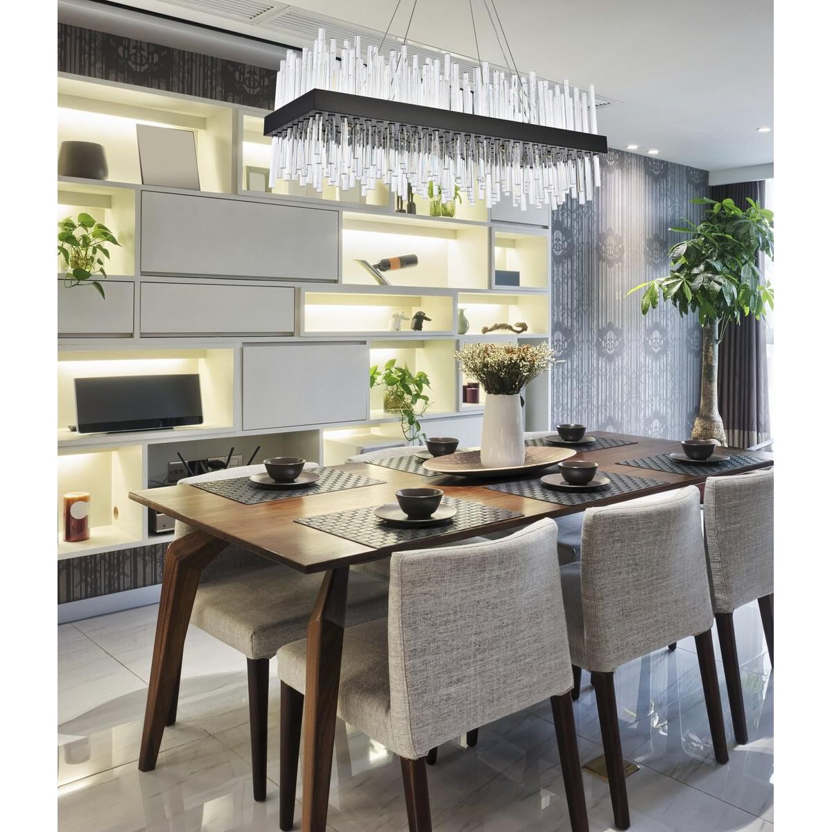 Shown in Black finish and Royal Cut Clear crystal