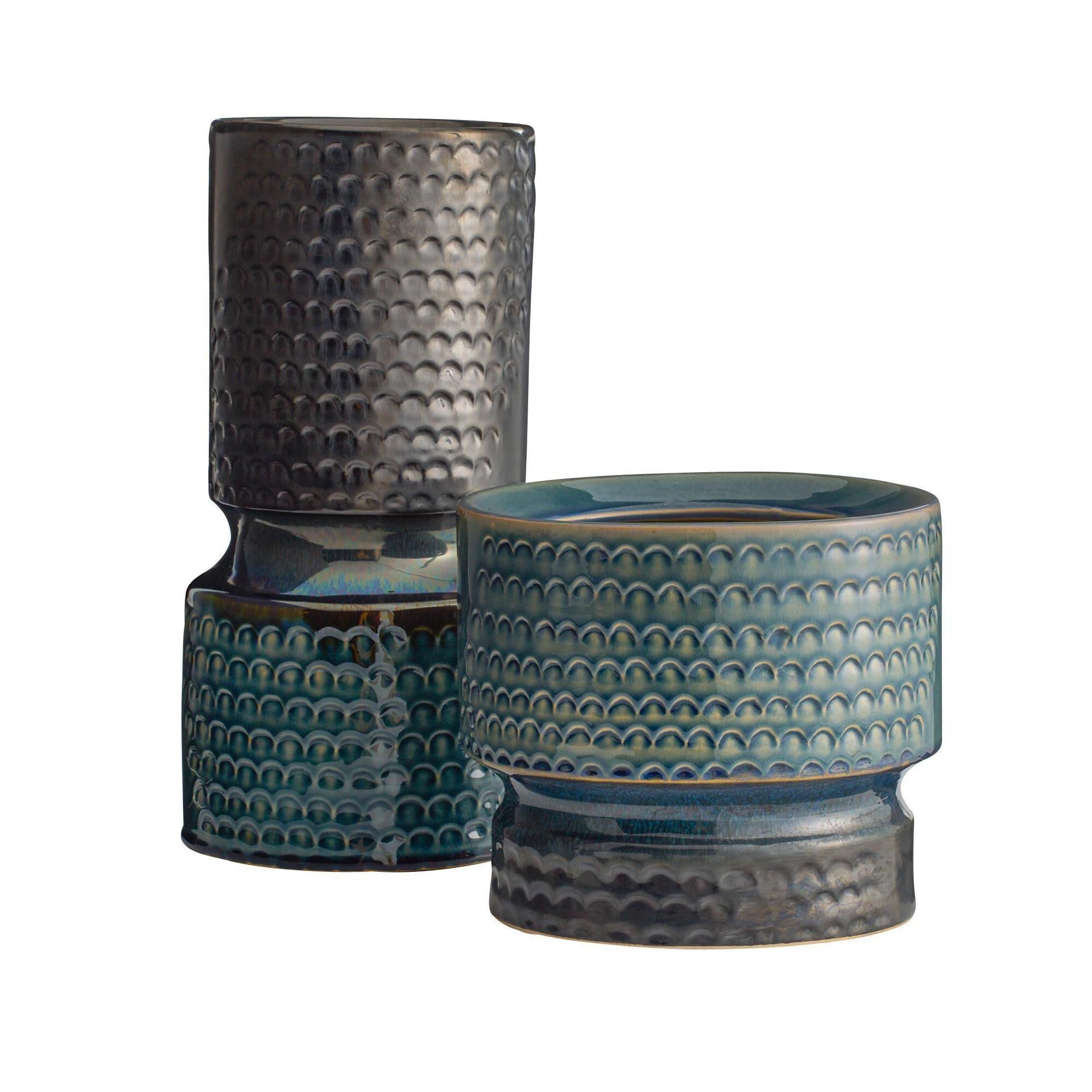 Shown in Gunmetal and Teal Reactive finish