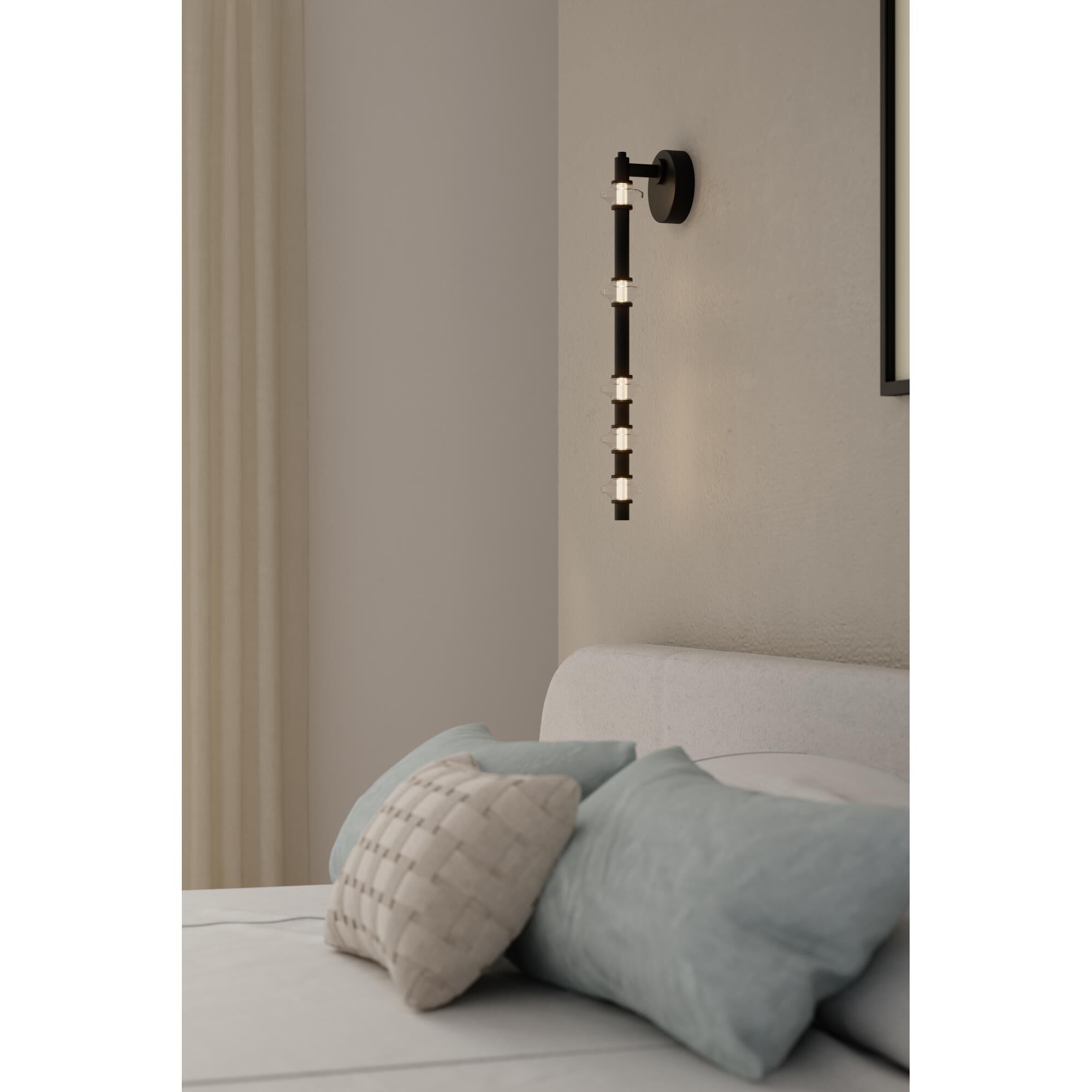 Shown in Dark Matte Black finish and Clear glass